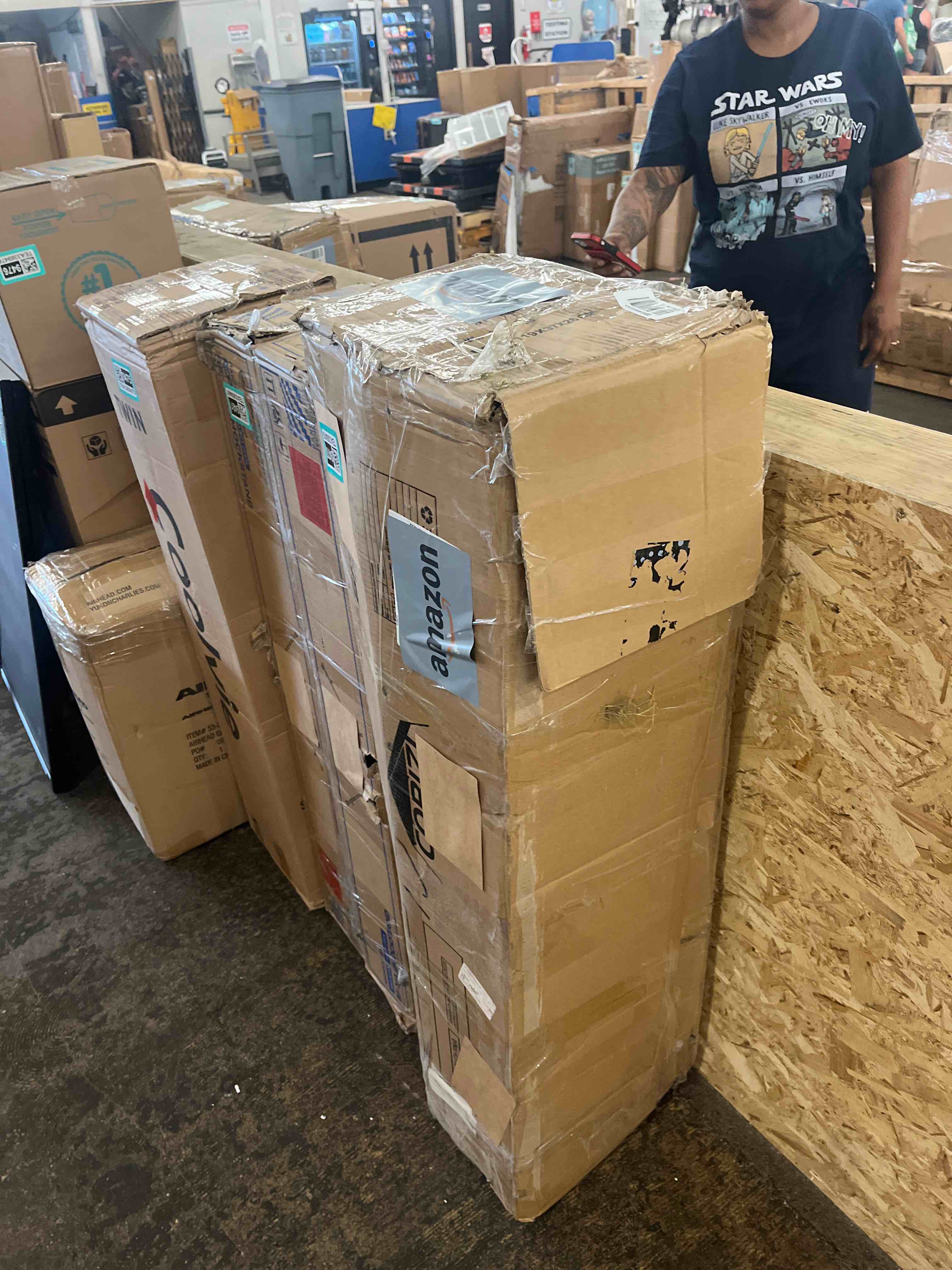 https://s3.amazonaws.com/lotting-images-prod/phillipi/TEA3369478_1754935348196.jpeg