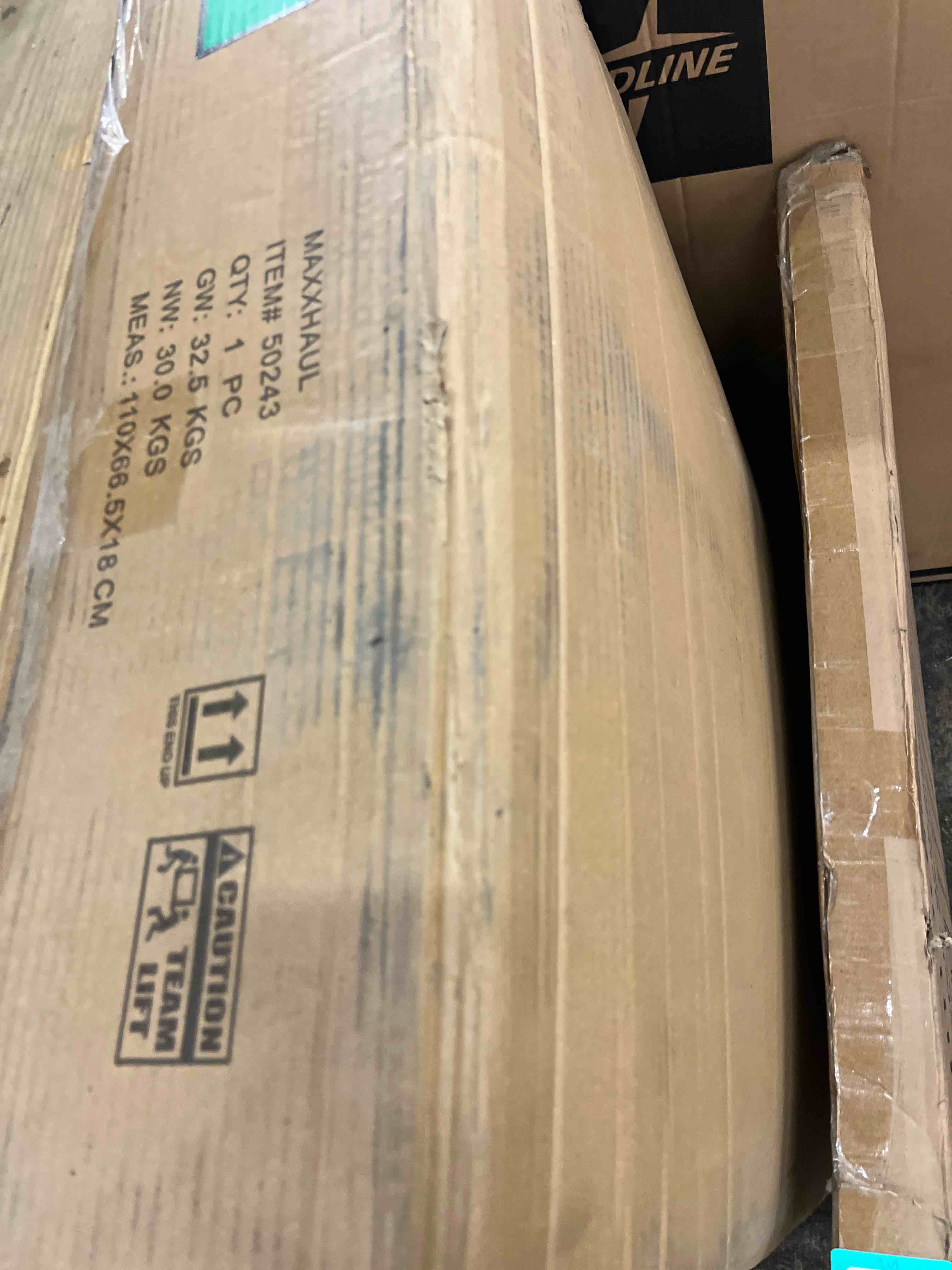 https://s3.amazonaws.com/lotting-images-prod/phillipi/TEA3369499_1754931859923.jpeg