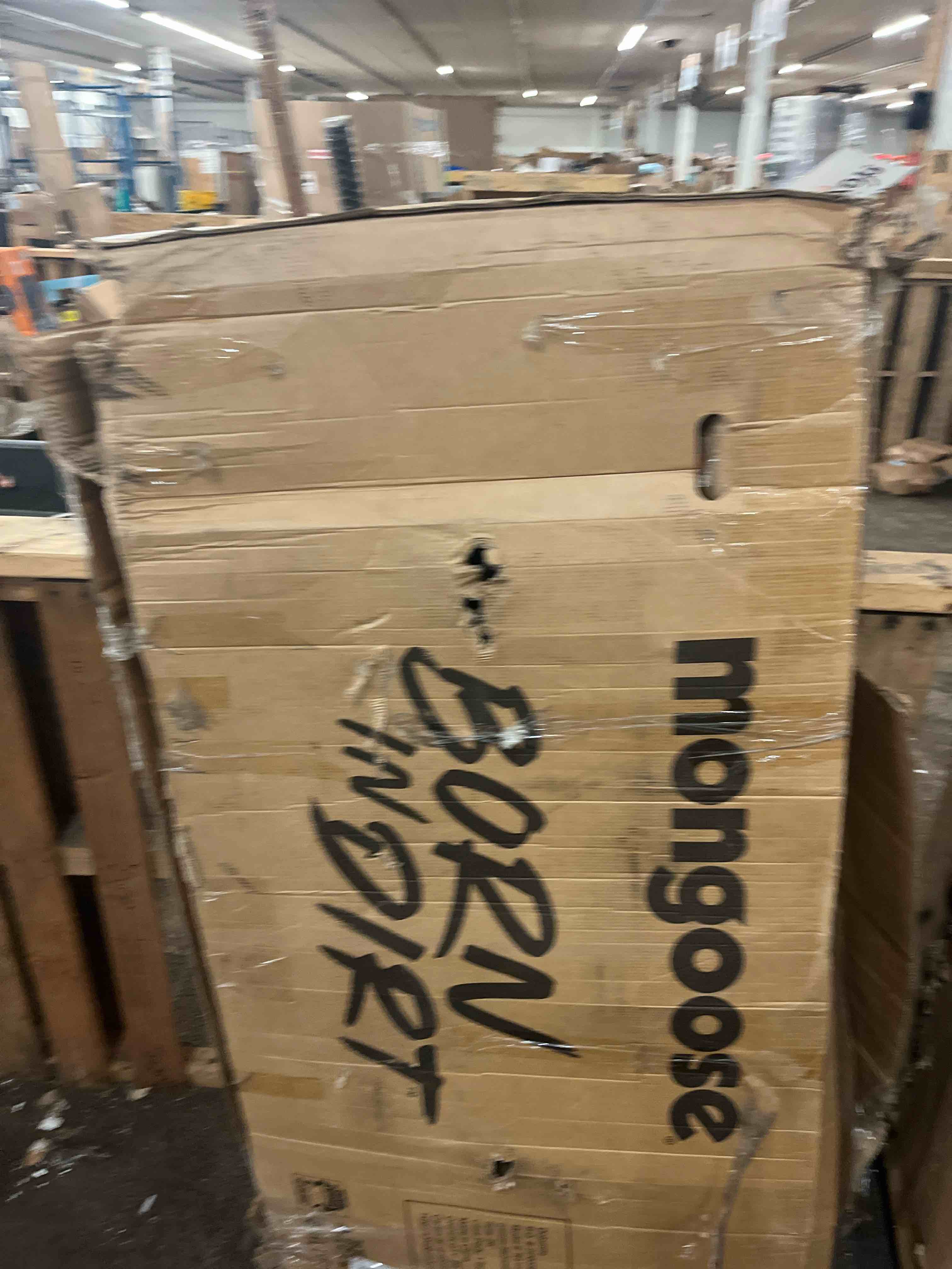 https://s3.amazonaws.com/lotting-images-prod/phillipi/TEA3369635_1754952432415.jpeg