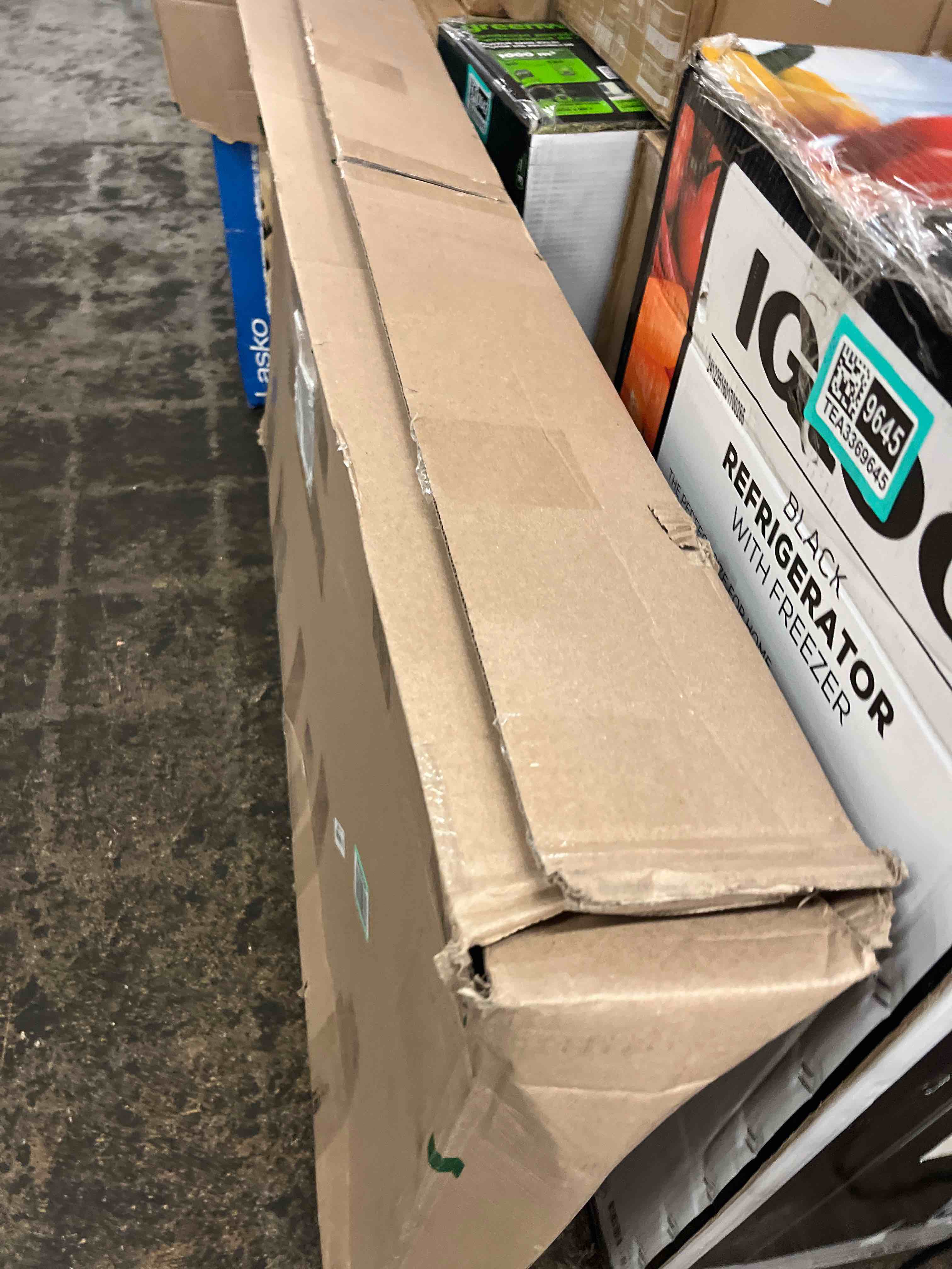 https://s3.amazonaws.com/lotting-images-prod/phillipi/TEA3369665_1754956359355.jpeg