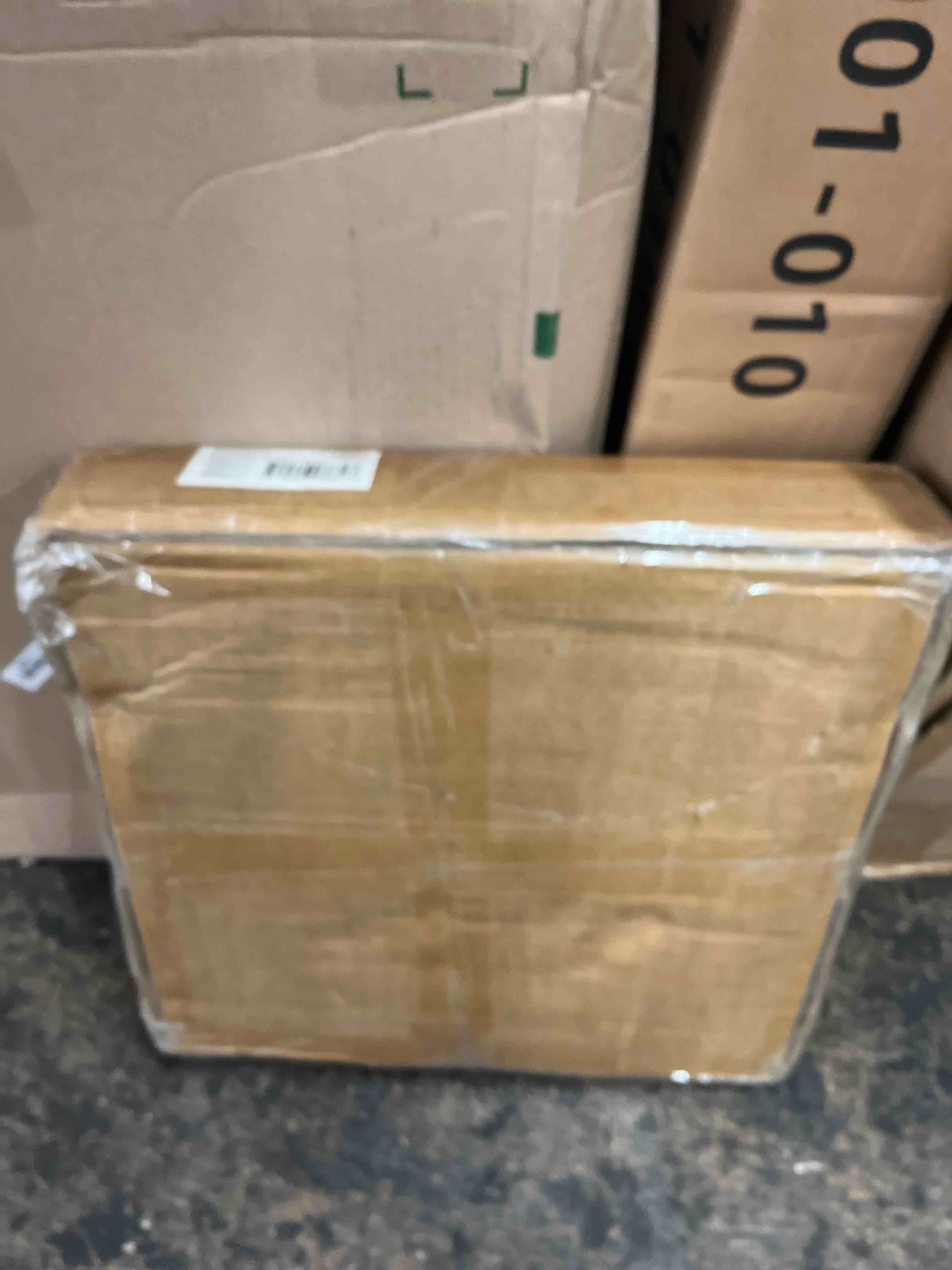 https://s3.amazonaws.com/lotting-images-prod/phillipi/TEA3369698_1754958337721.jpeg