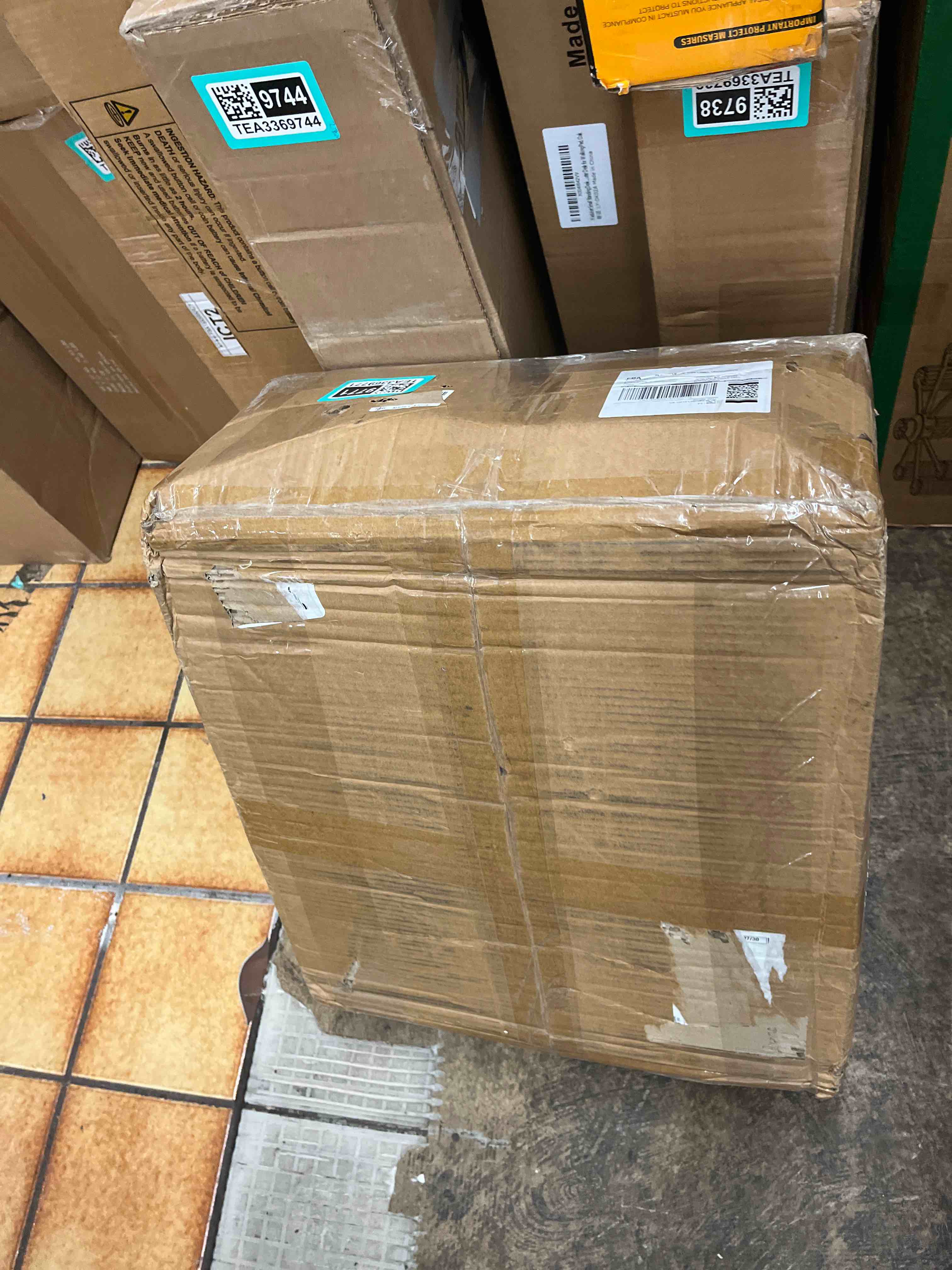 https://s3.amazonaws.com/lotting-images-prod/phillipi/TEA3369771_1755137456120.jpeg