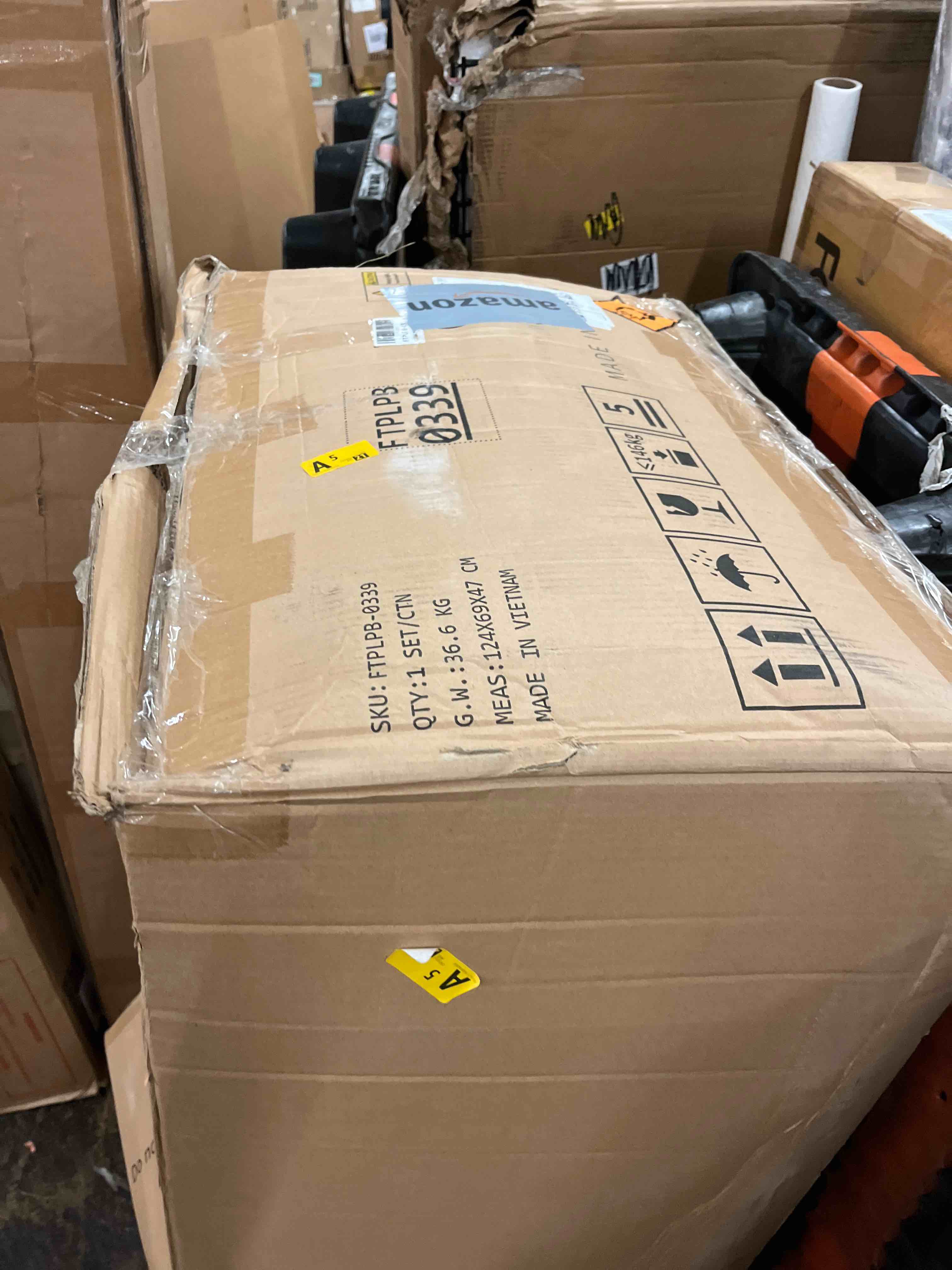 https://s3.amazonaws.com/lotting-images-prod/phillipi/TEA3369917_1755204637734.jpeg