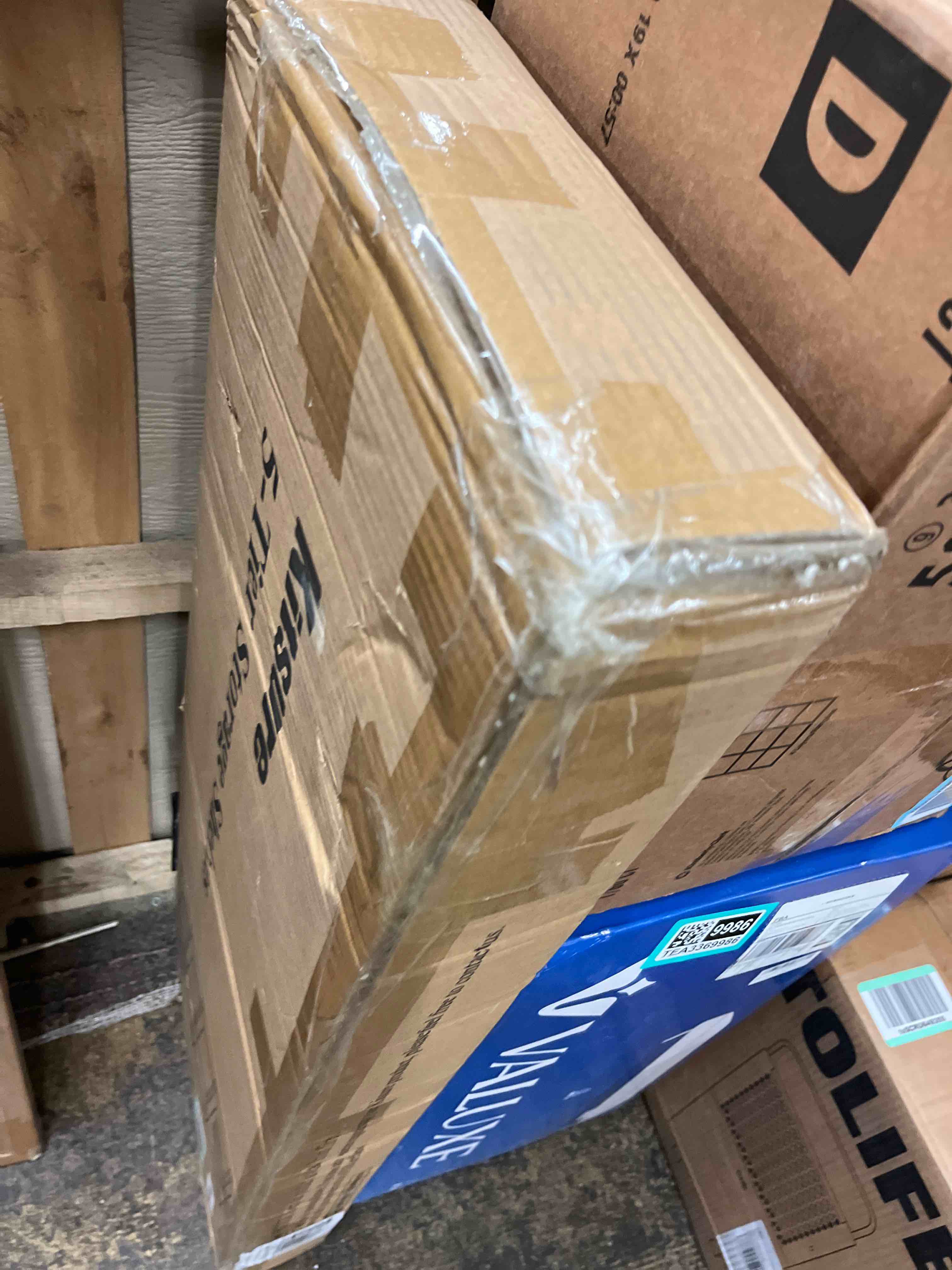 https://s3.amazonaws.com/lotting-images-prod/phillipi/TEA3369959_1755208317489.jpeg