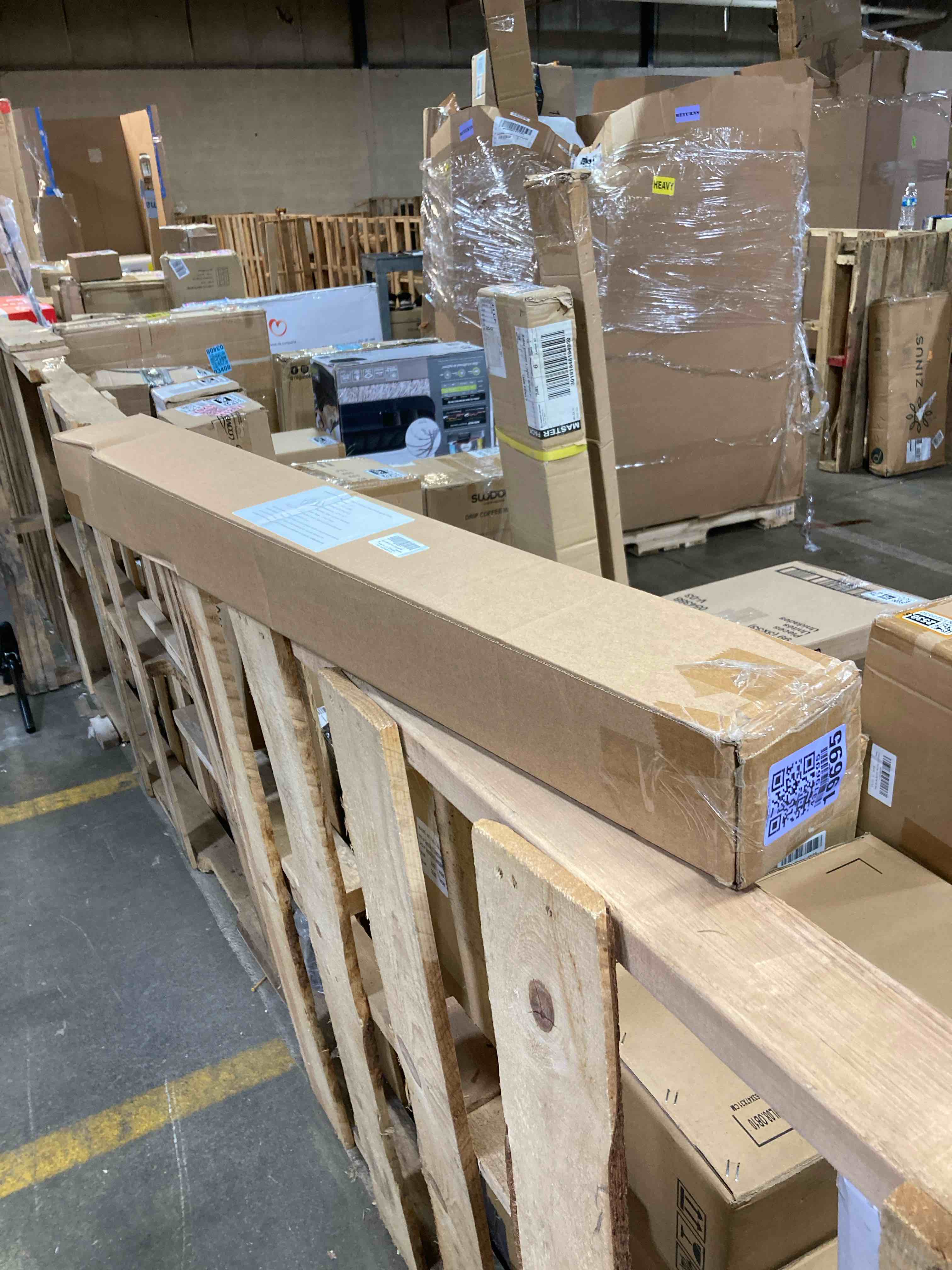 https://s3.amazonaws.com/lotting-images-prod/phillipi/TEA3370130_1752068379045.jpeg