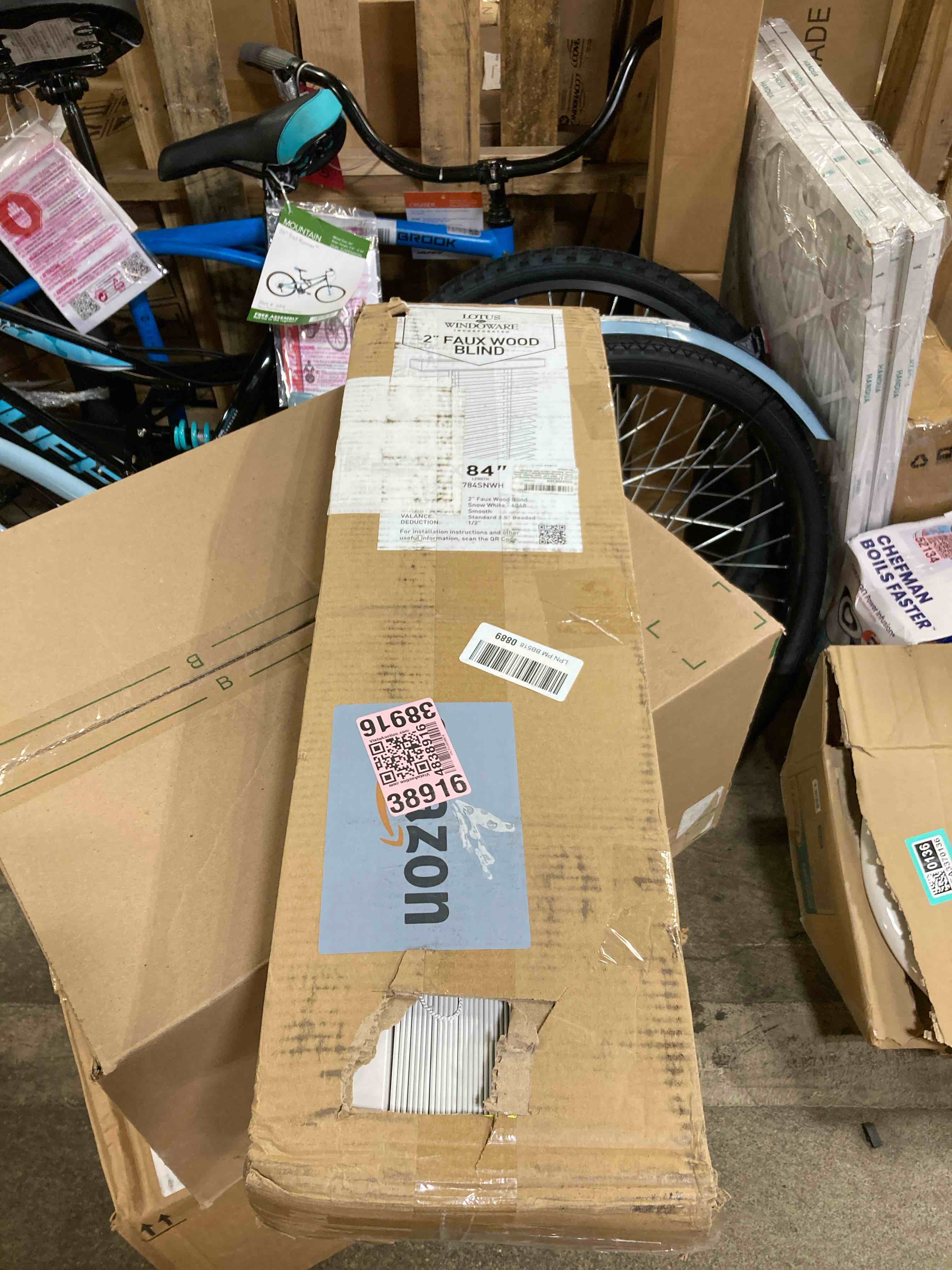 https://s3.amazonaws.com/lotting-images-prod/phillipi/TEA3370144_1752070693708.jpeg