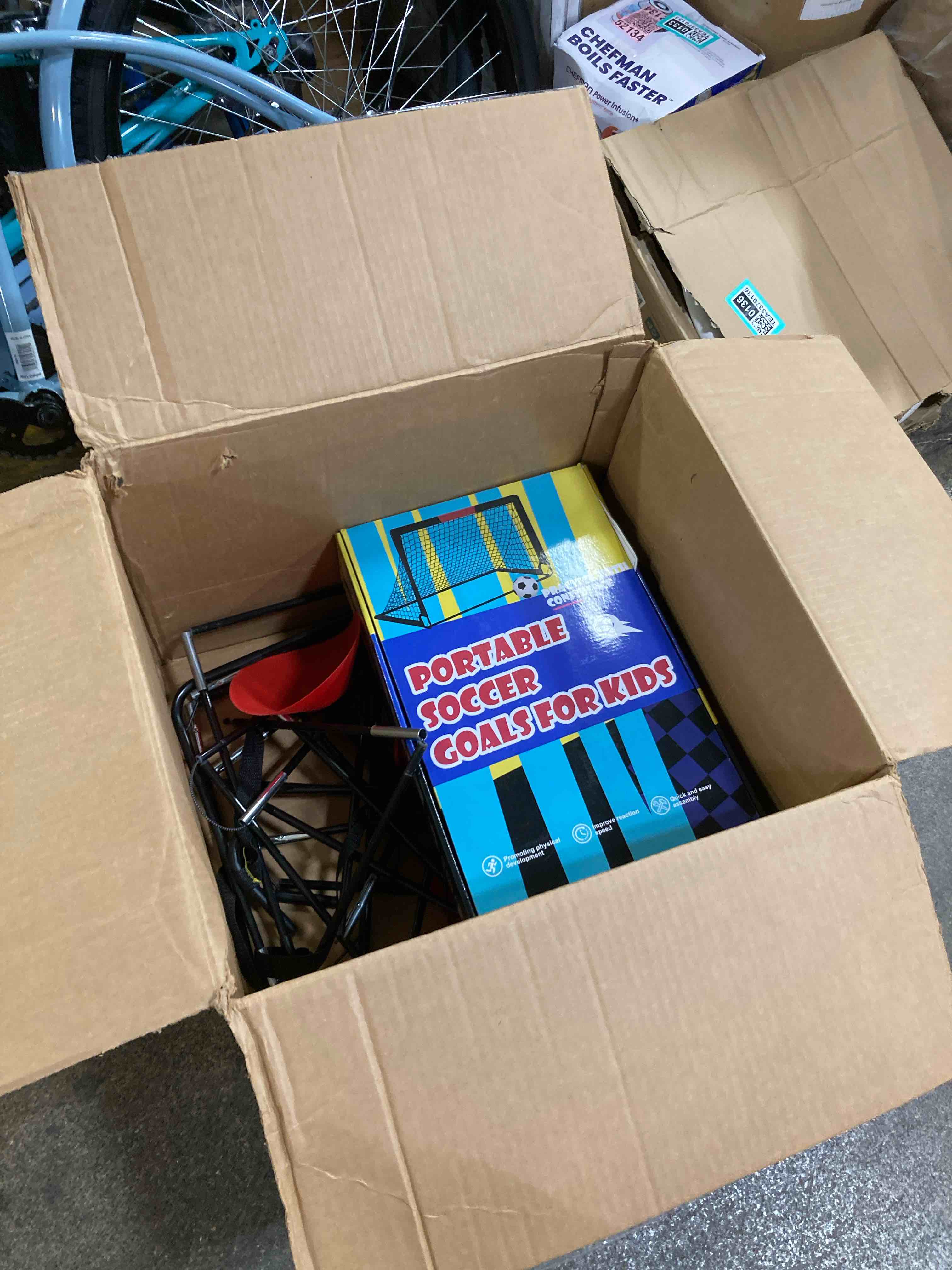 https://s3.amazonaws.com/lotting-images-prod/phillipi/TEA3370146_1752072276258.jpeg