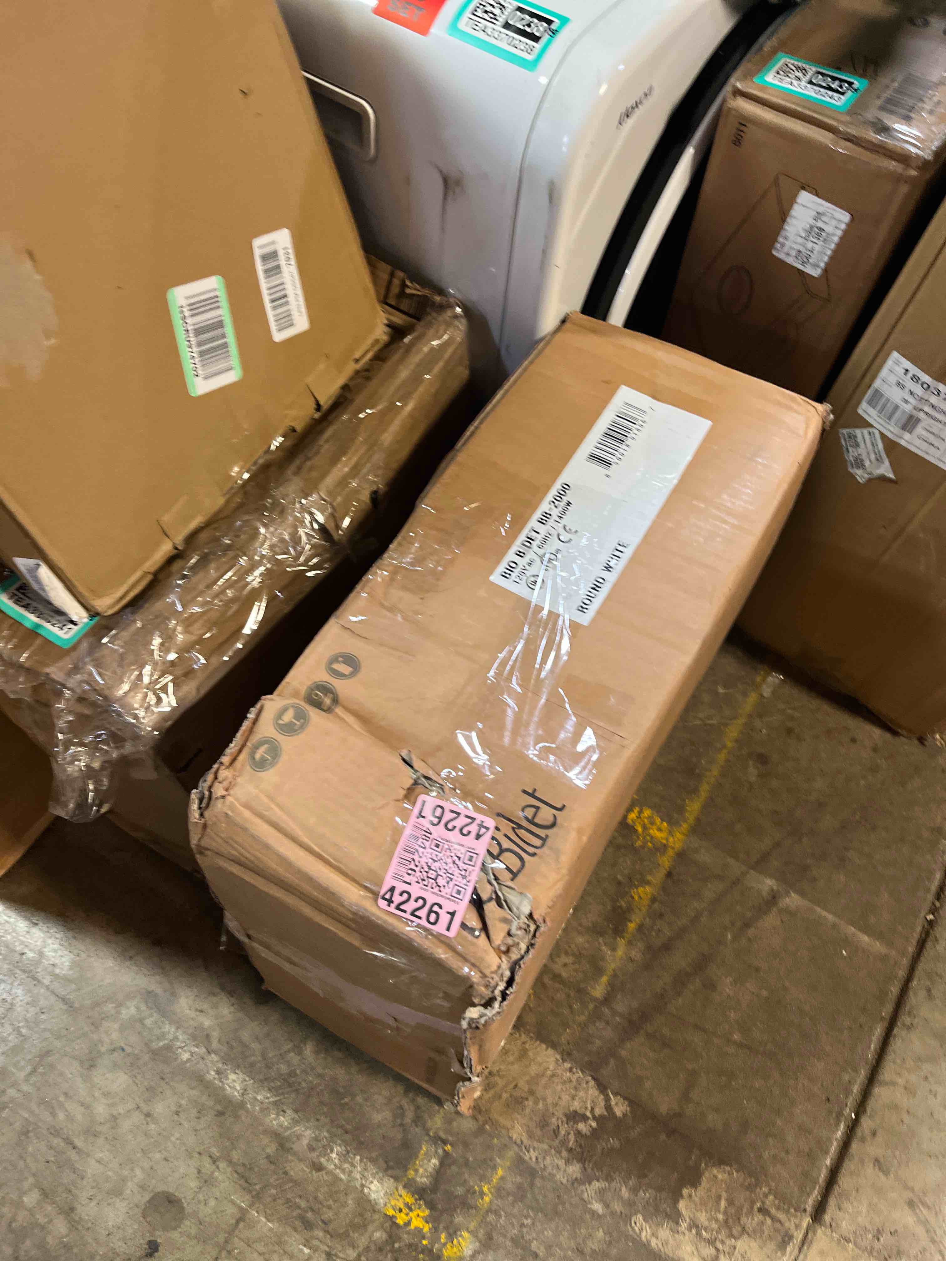 https://s3.amazonaws.com/lotting-images-prod/phillipi/TEA3370245_1752072378854.jpeg