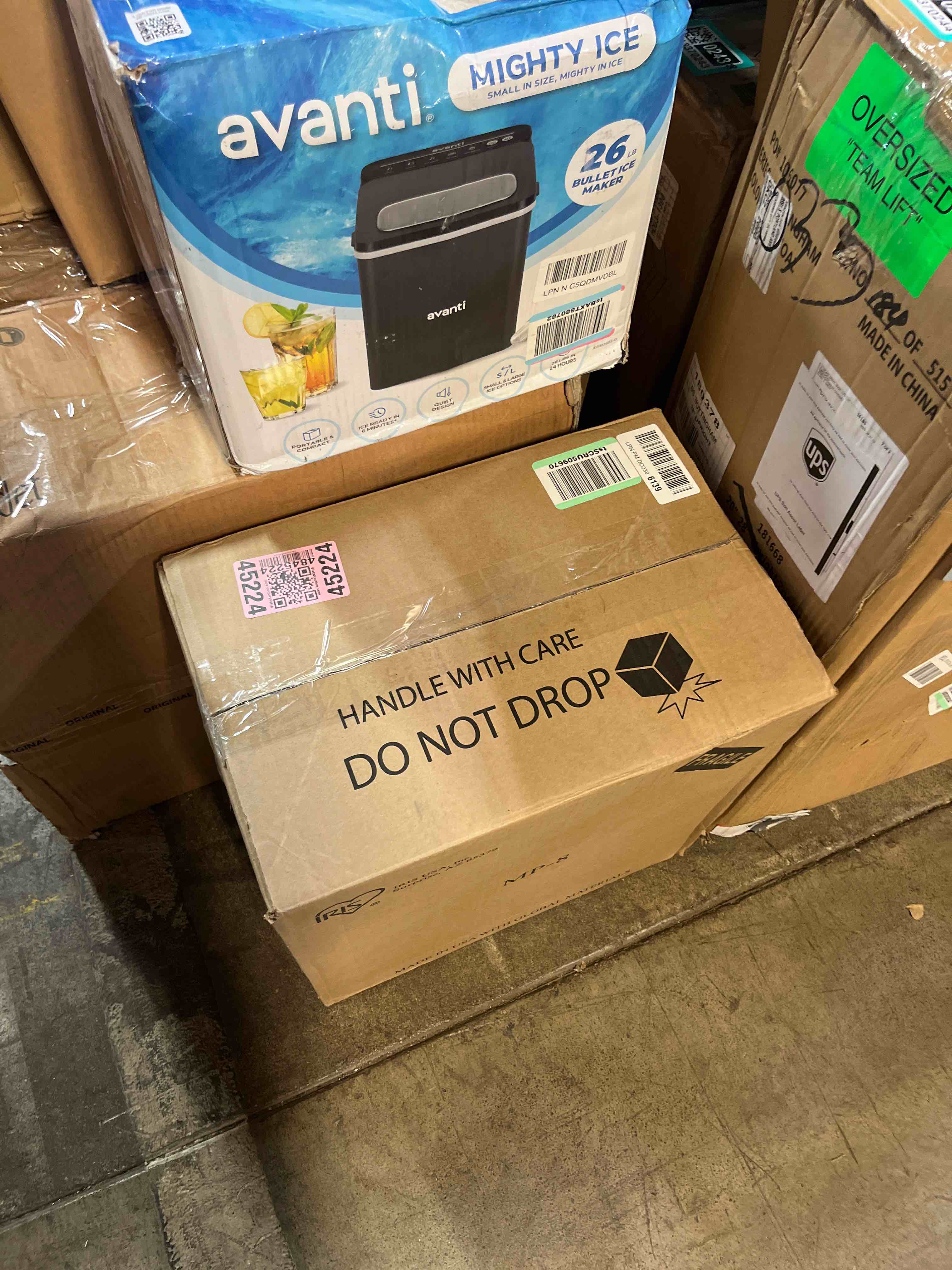 https://s3.amazonaws.com/lotting-images-prod/phillipi/TEA3370251_1752073001992.jpeg