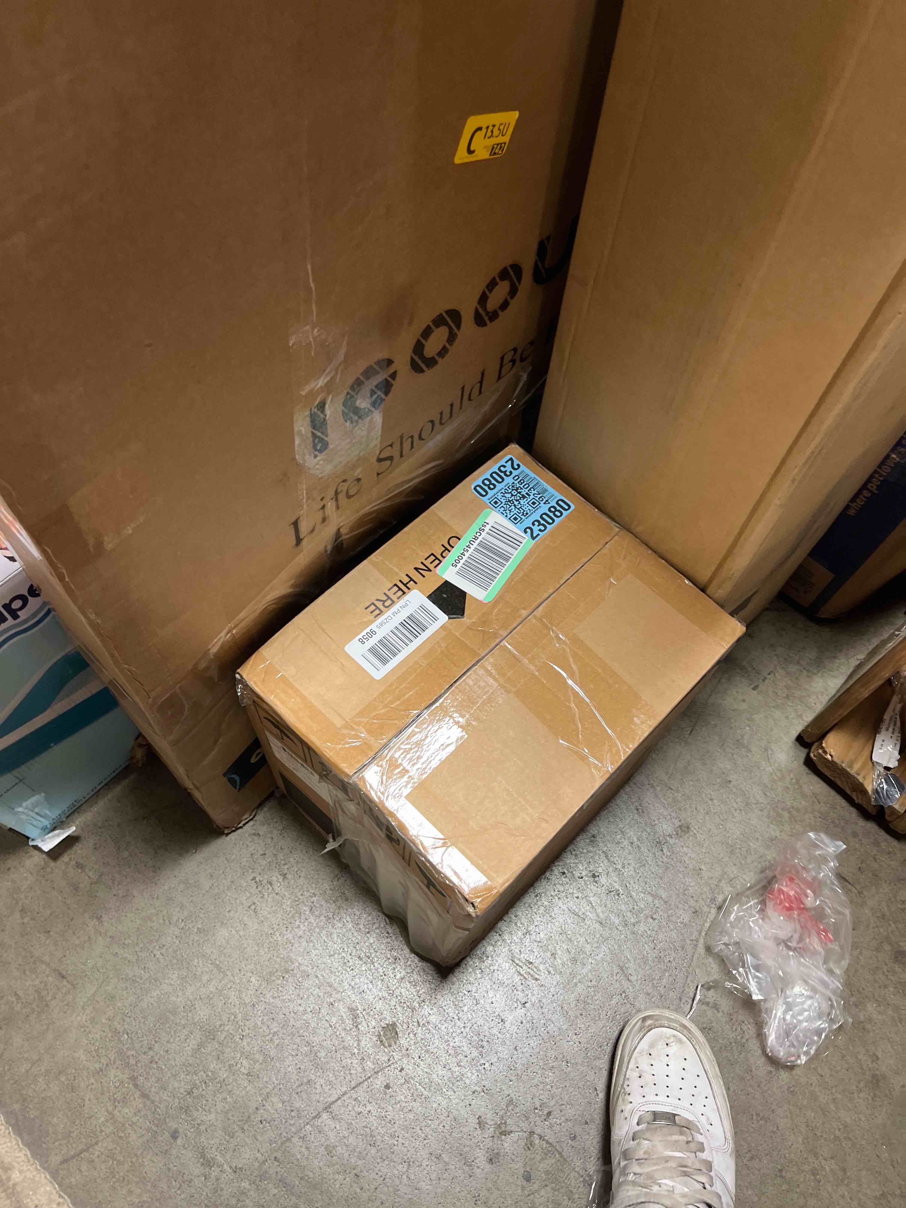 https://s3.amazonaws.com/lotting-images-prod/phillipi/TEA3370302_1752600460628.jpeg