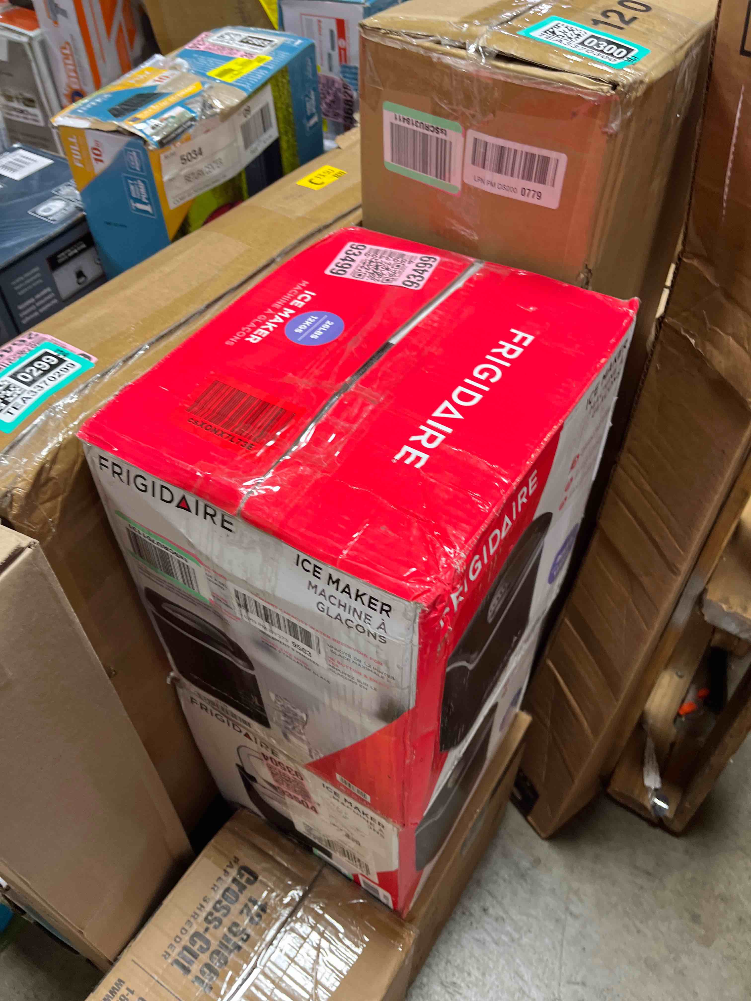 https://s3.amazonaws.com/lotting-images-prod/phillipi/TEA3370309_1752601046933.jpeg