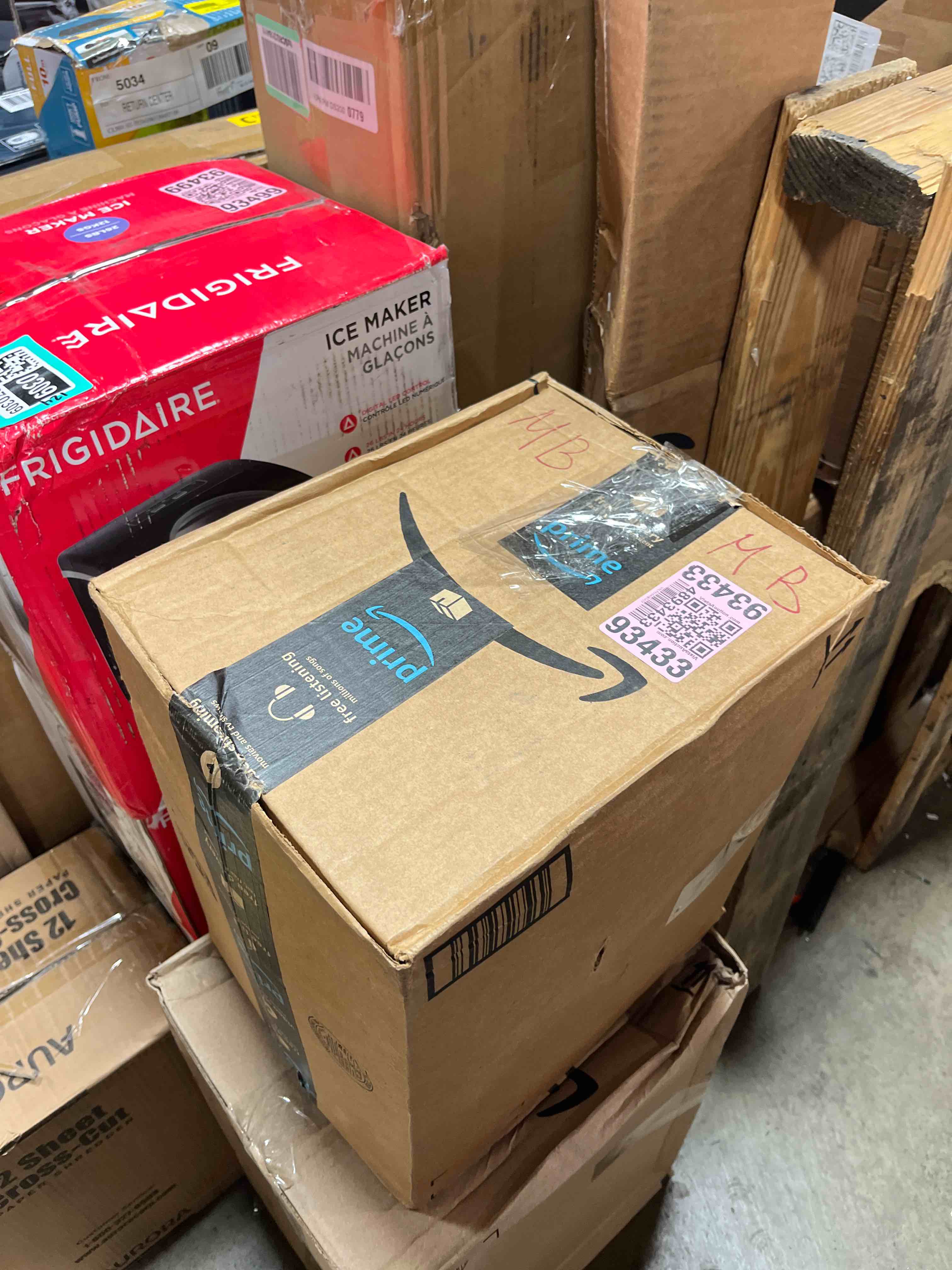 https://s3.amazonaws.com/lotting-images-prod/phillipi/TEA3370311_1752601310222.jpeg
