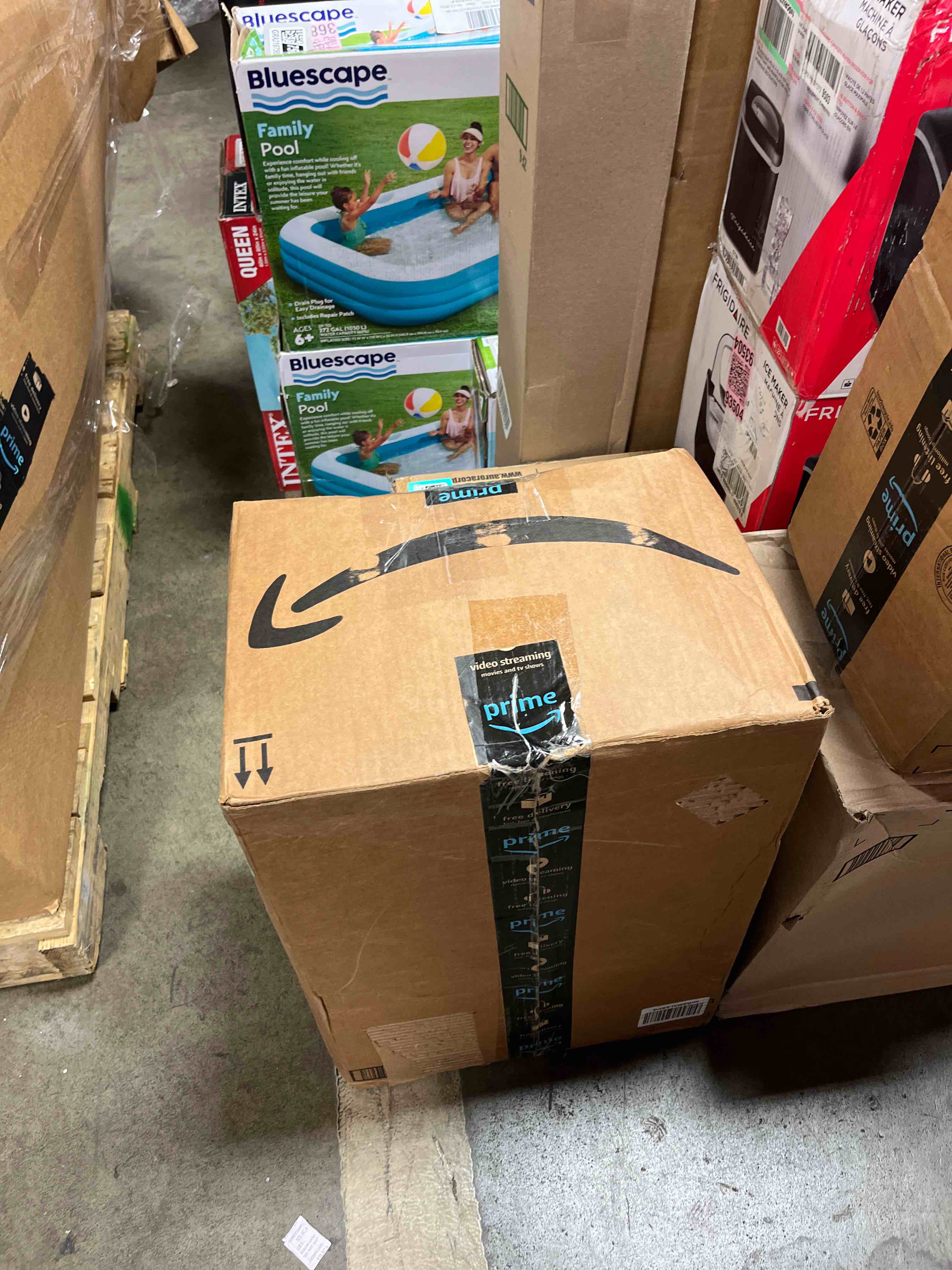 https://s3.amazonaws.com/lotting-images-prod/phillipi/TEA3370312_1752601449901.jpeg