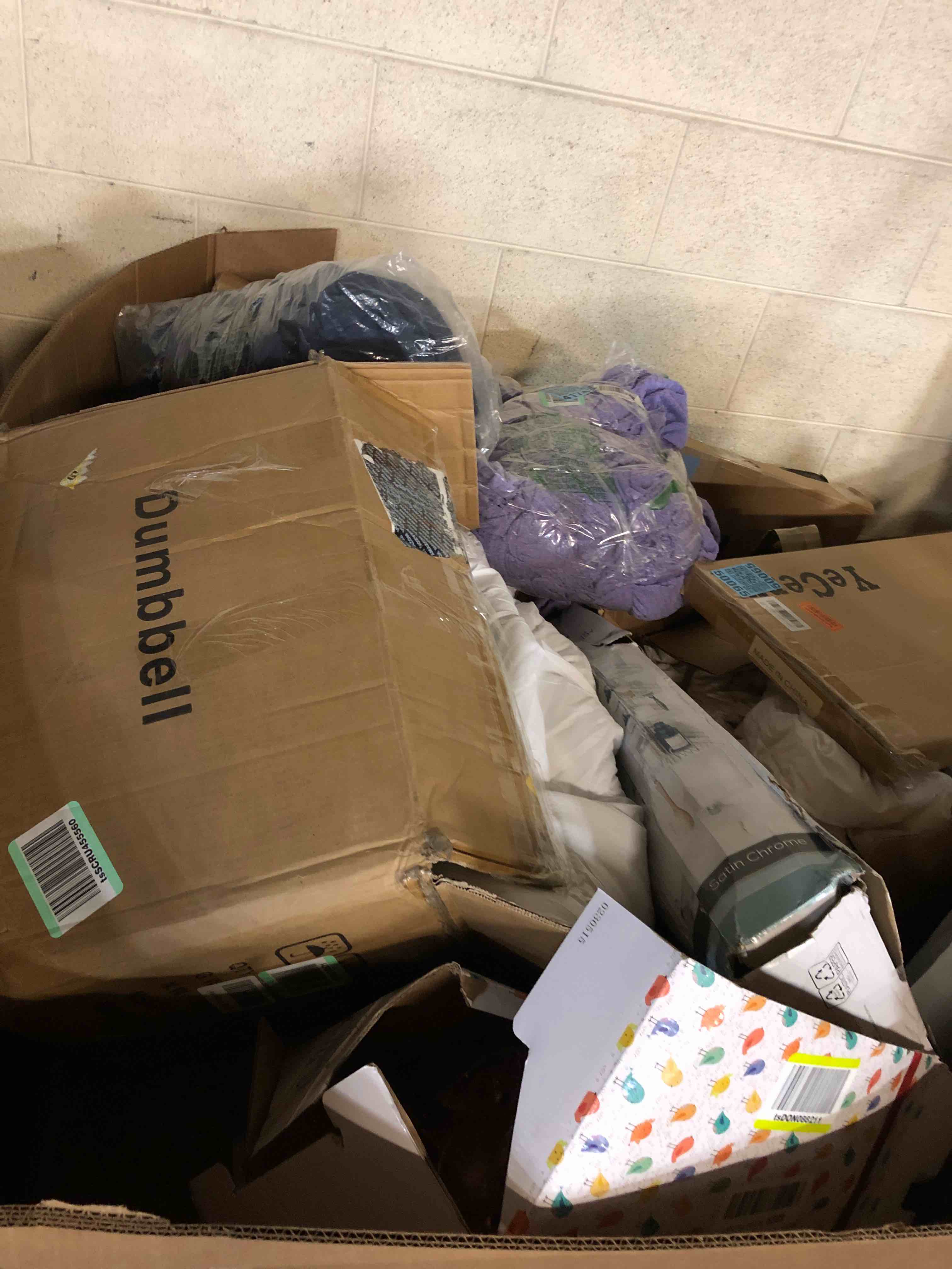 https://s3.amazonaws.com/lotting-images-prod/phillipi/TEA3370415_1752672871136.jpeg