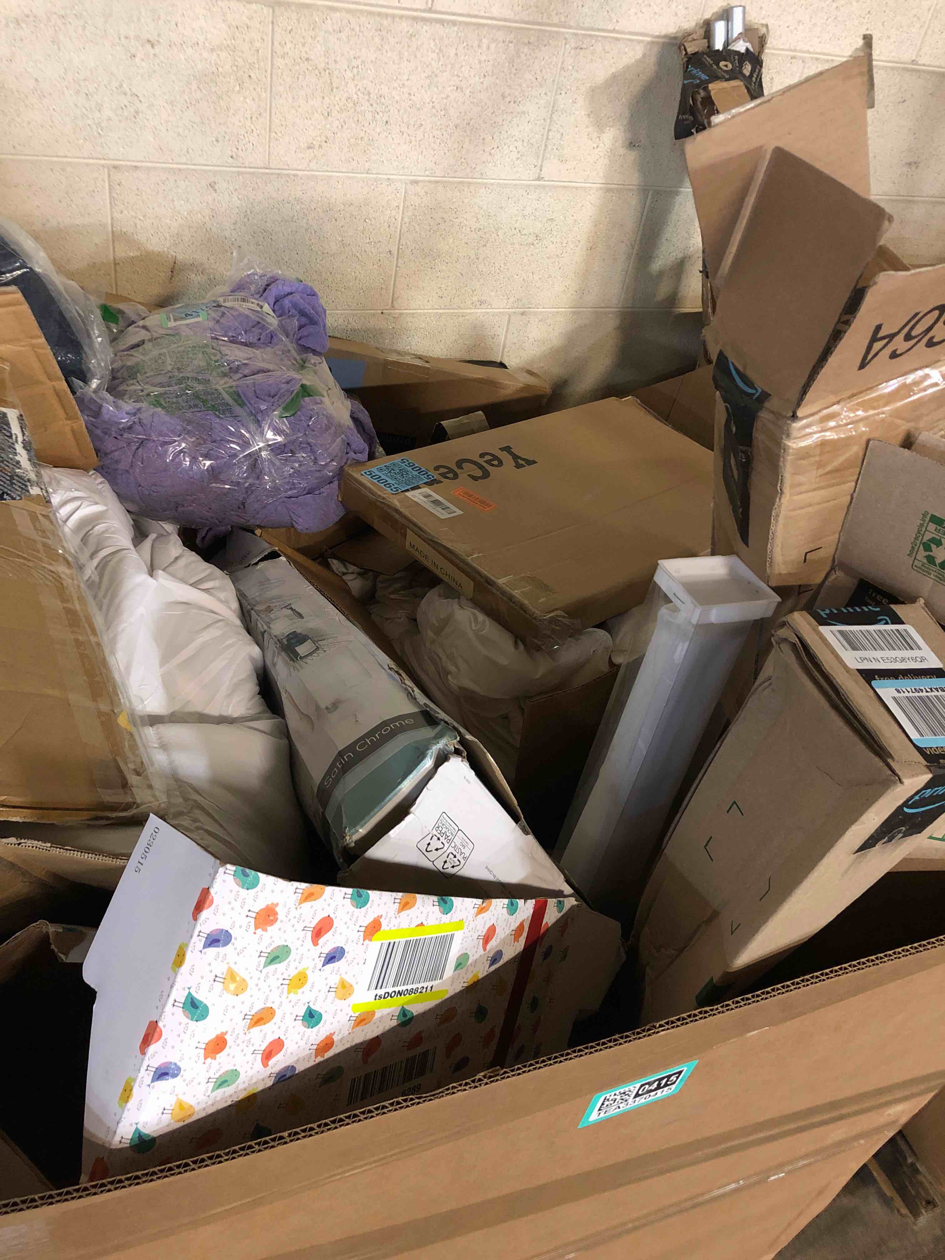 https://s3.amazonaws.com/lotting-images-prod/phillipi/TEA3370415_1752672873359.jpeg