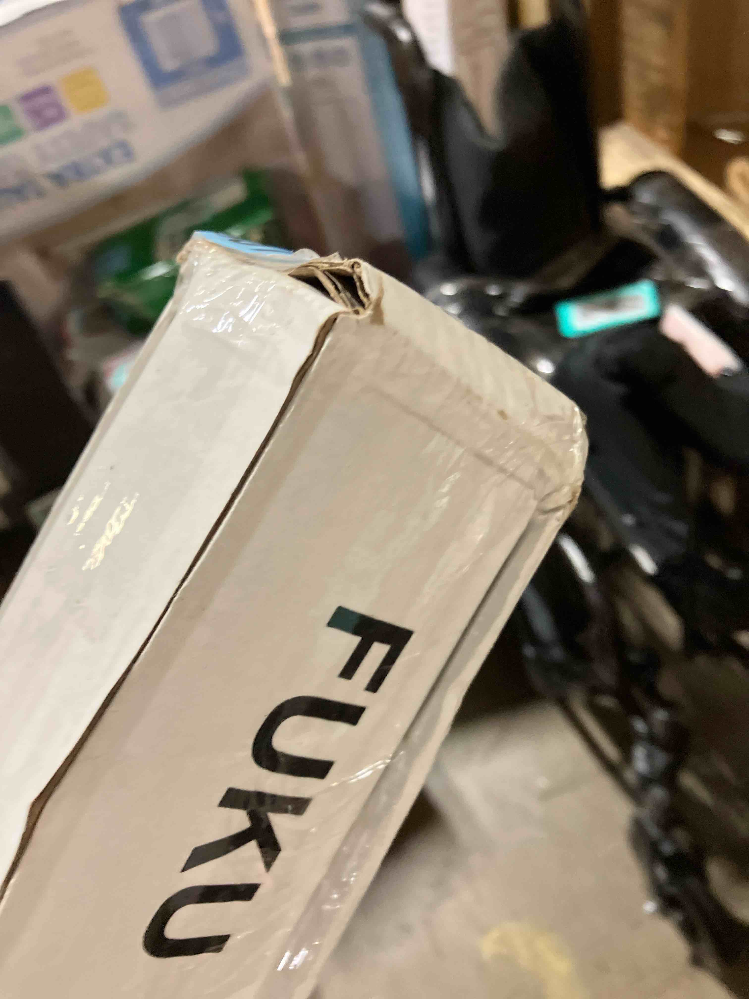 https://s3.amazonaws.com/lotting-images-prod/phillipi/TEA3370441_1753110032801.jpeg
