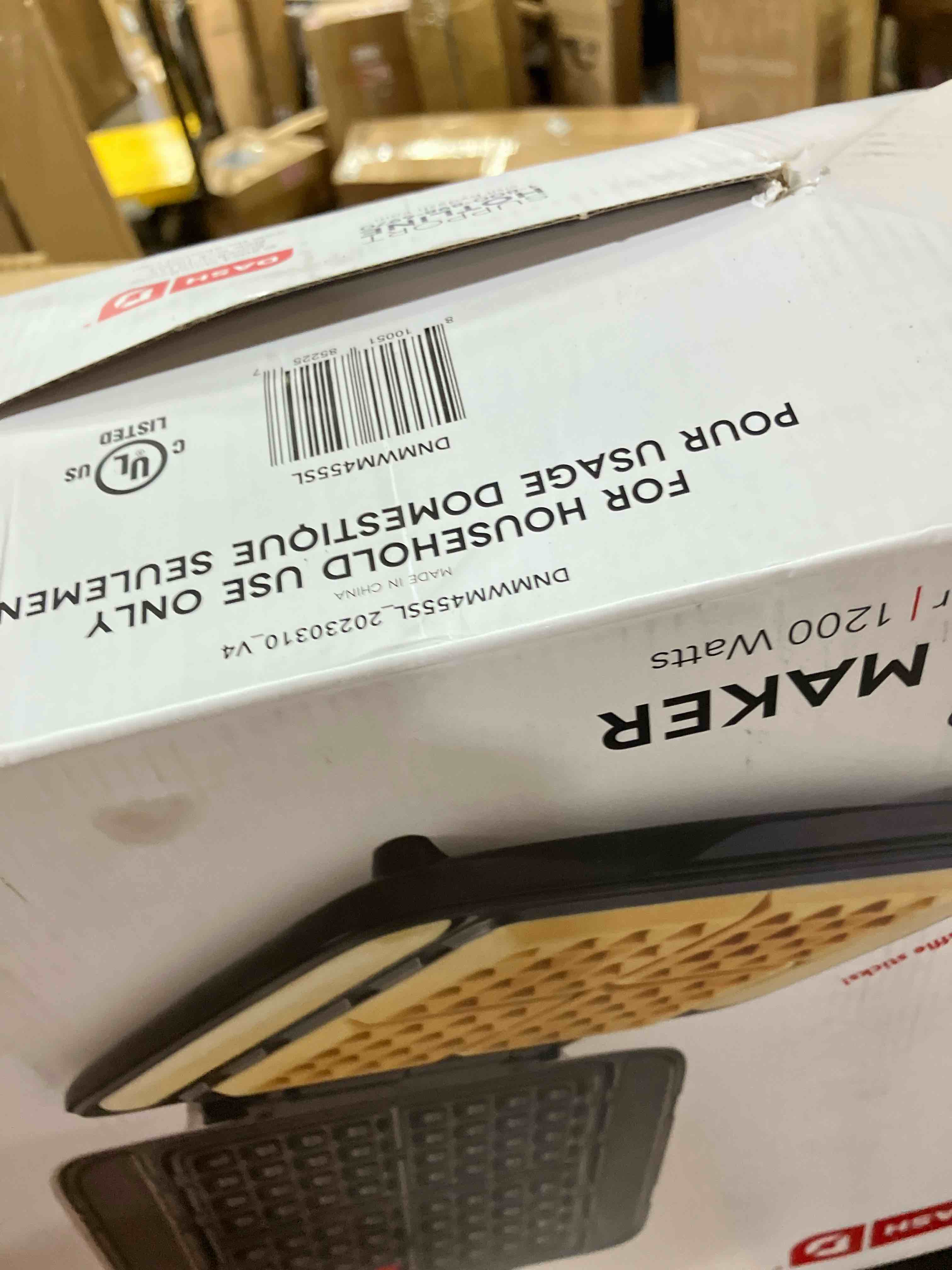 https://s3.amazonaws.com/lotting-images-prod/phillipi/TEA3370451_1753109219648.jpeg