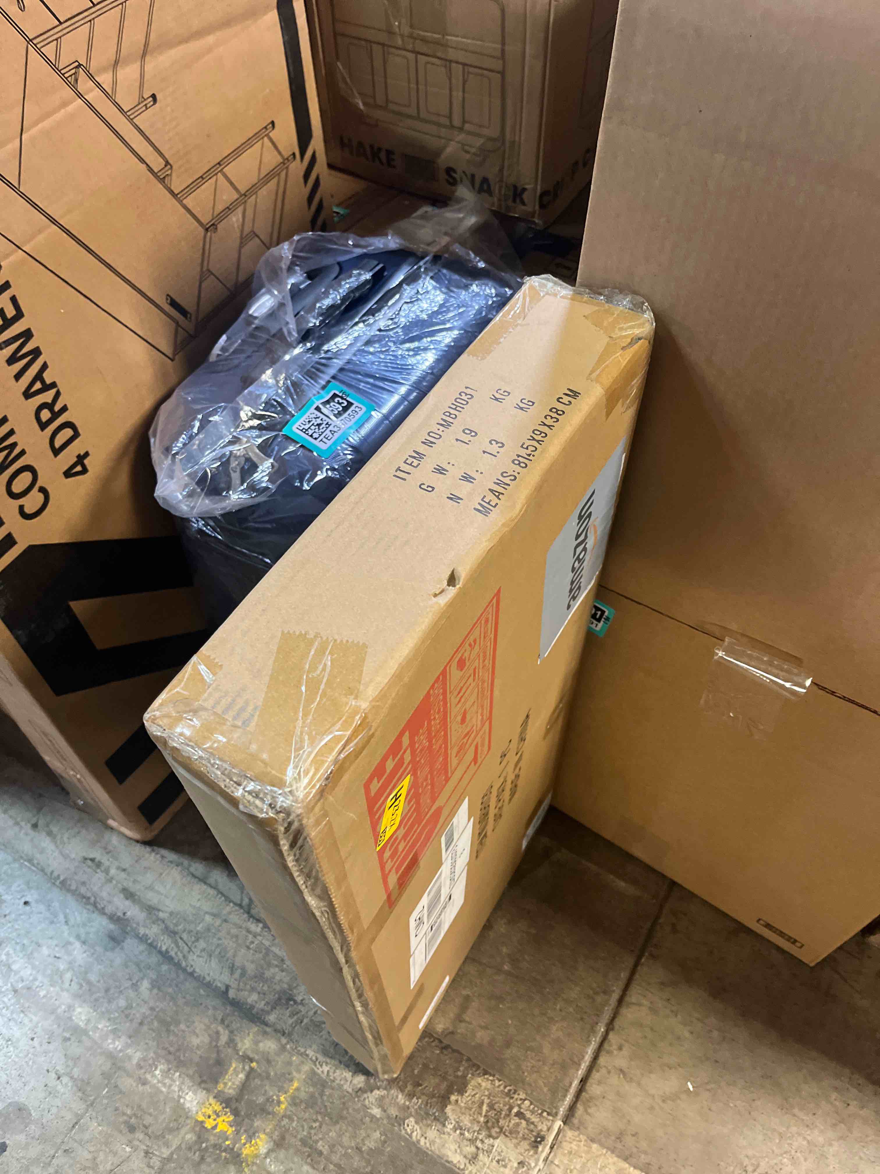 https://s3.amazonaws.com/lotting-images-prod/phillipi/TEA3370586_1753461038477.jpeg