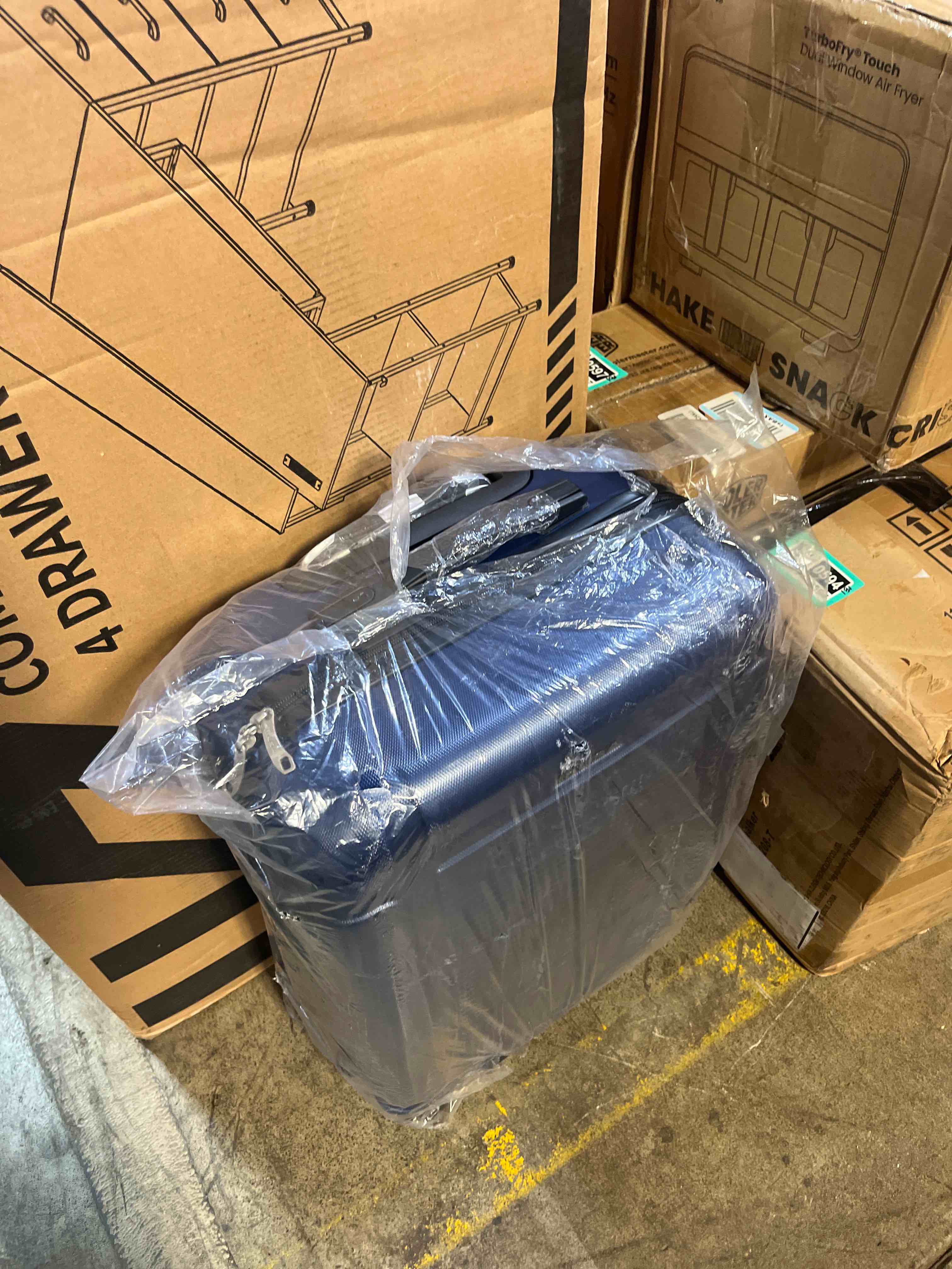 https://s3.amazonaws.com/lotting-images-prod/phillipi/TEA3370593_1753460504612.jpeg