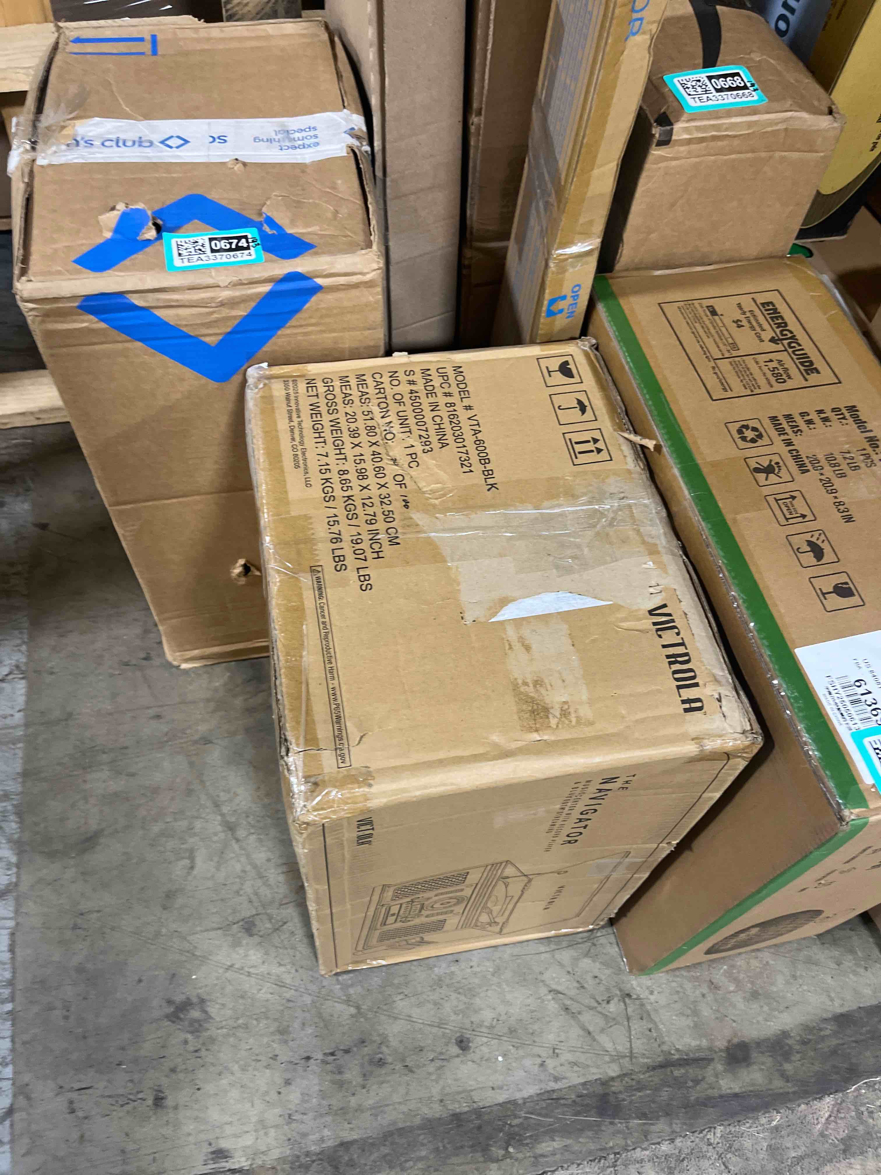 https://s3.amazonaws.com/lotting-images-prod/phillipi/TEA3370675_1753799725428.jpeg