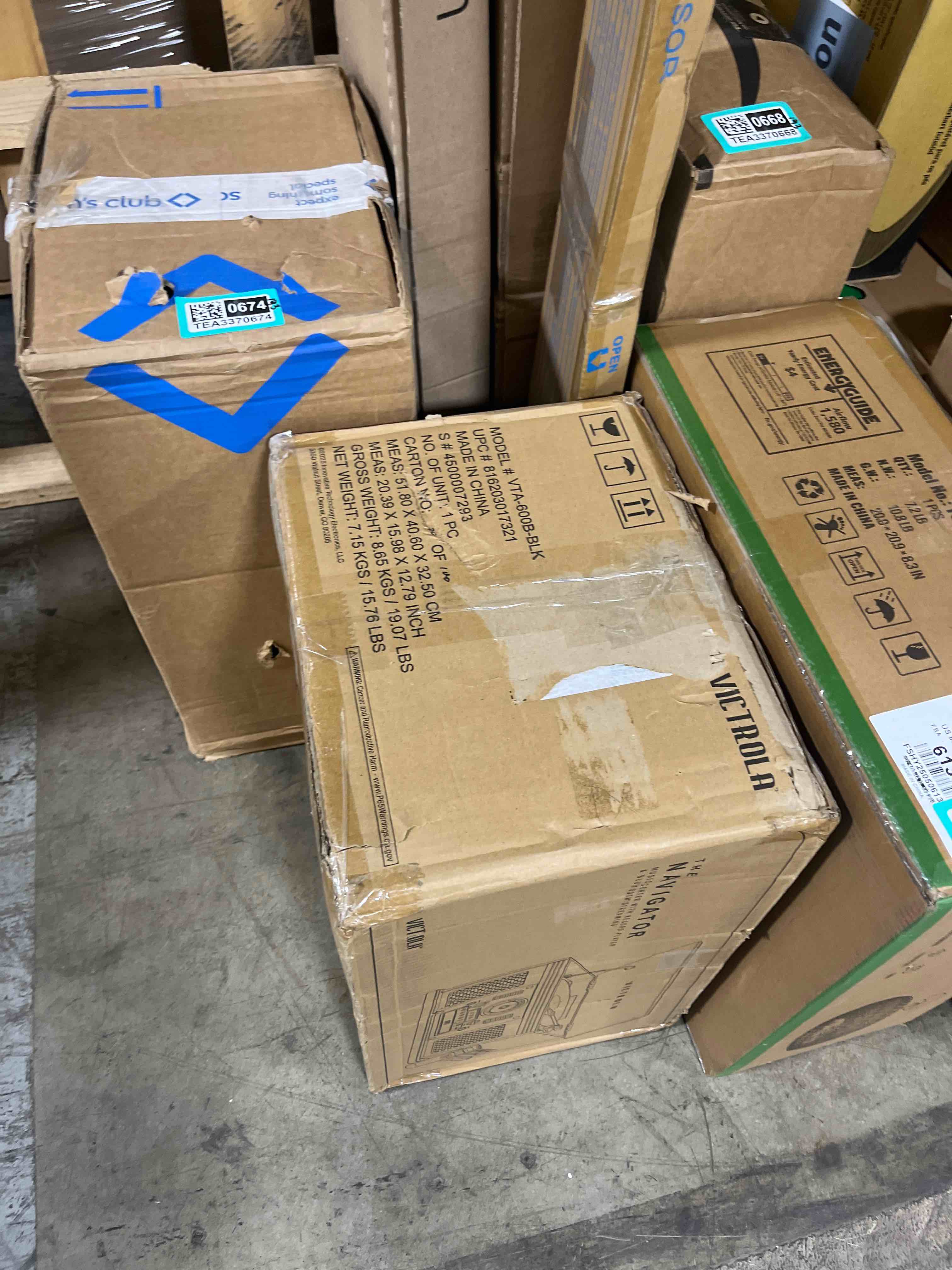 https://s3.amazonaws.com/lotting-images-prod/phillipi/TEA3370675_1753799726759.jpeg