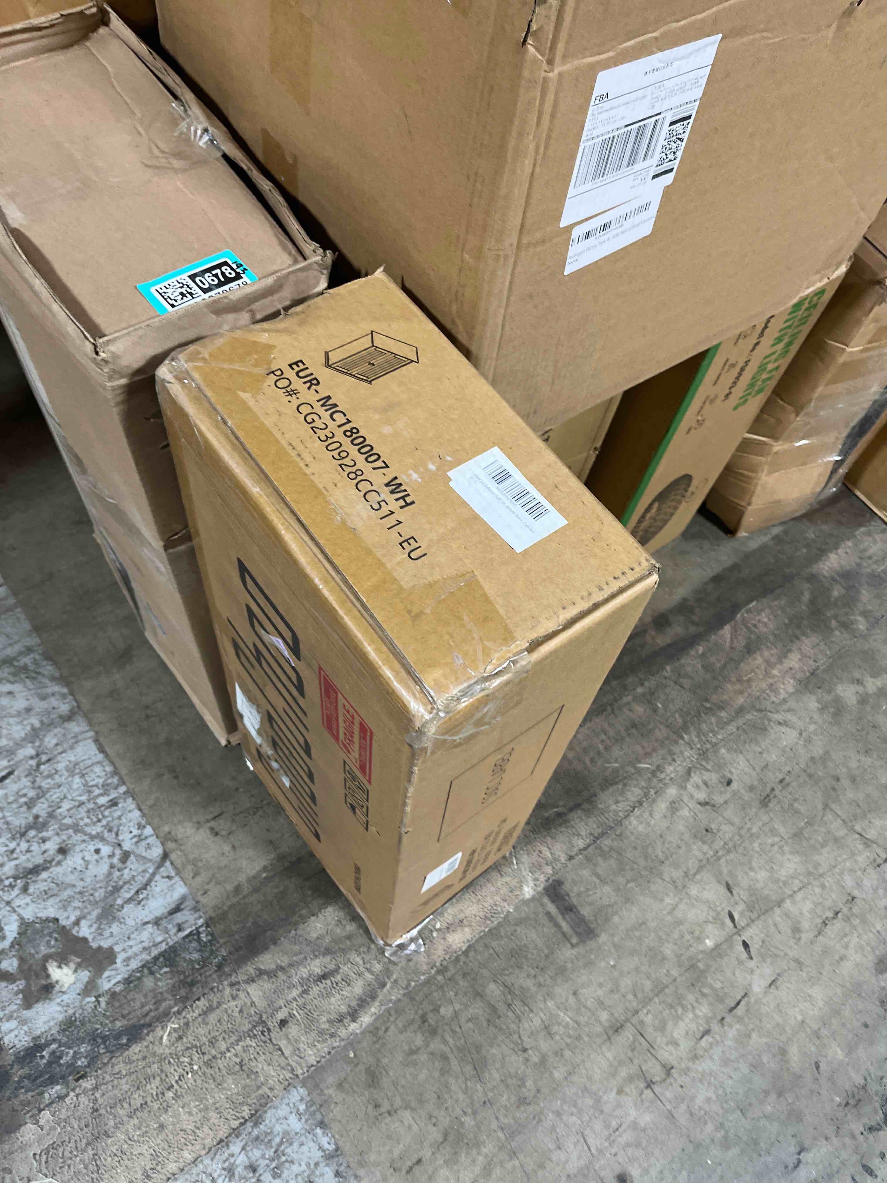 https://s3.amazonaws.com/lotting-images-prod/phillipi/TEA3370679_1753800177727.jpeg