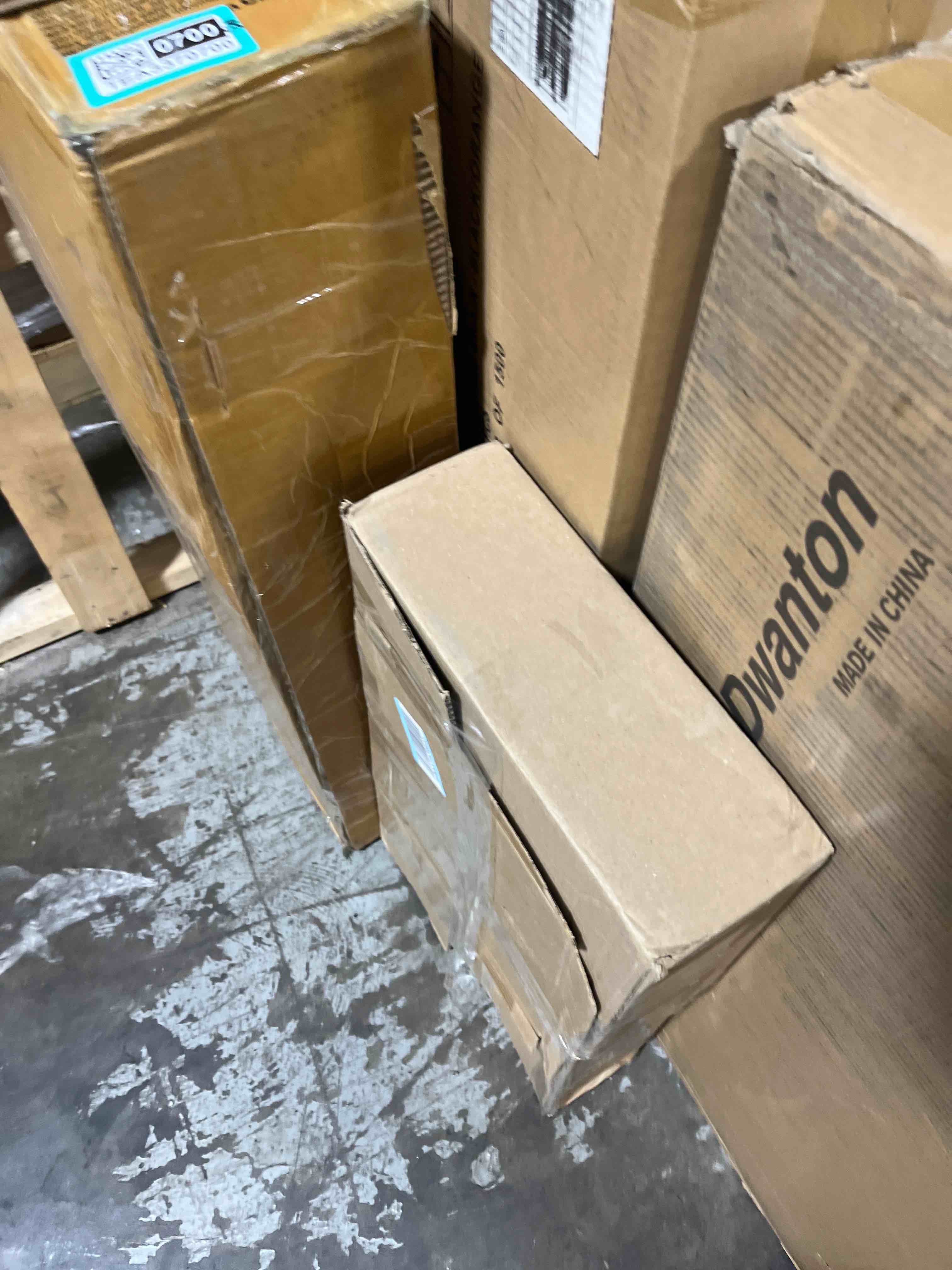 https://s3.amazonaws.com/lotting-images-prod/phillipi/TEA3370702_1753801479555.jpeg