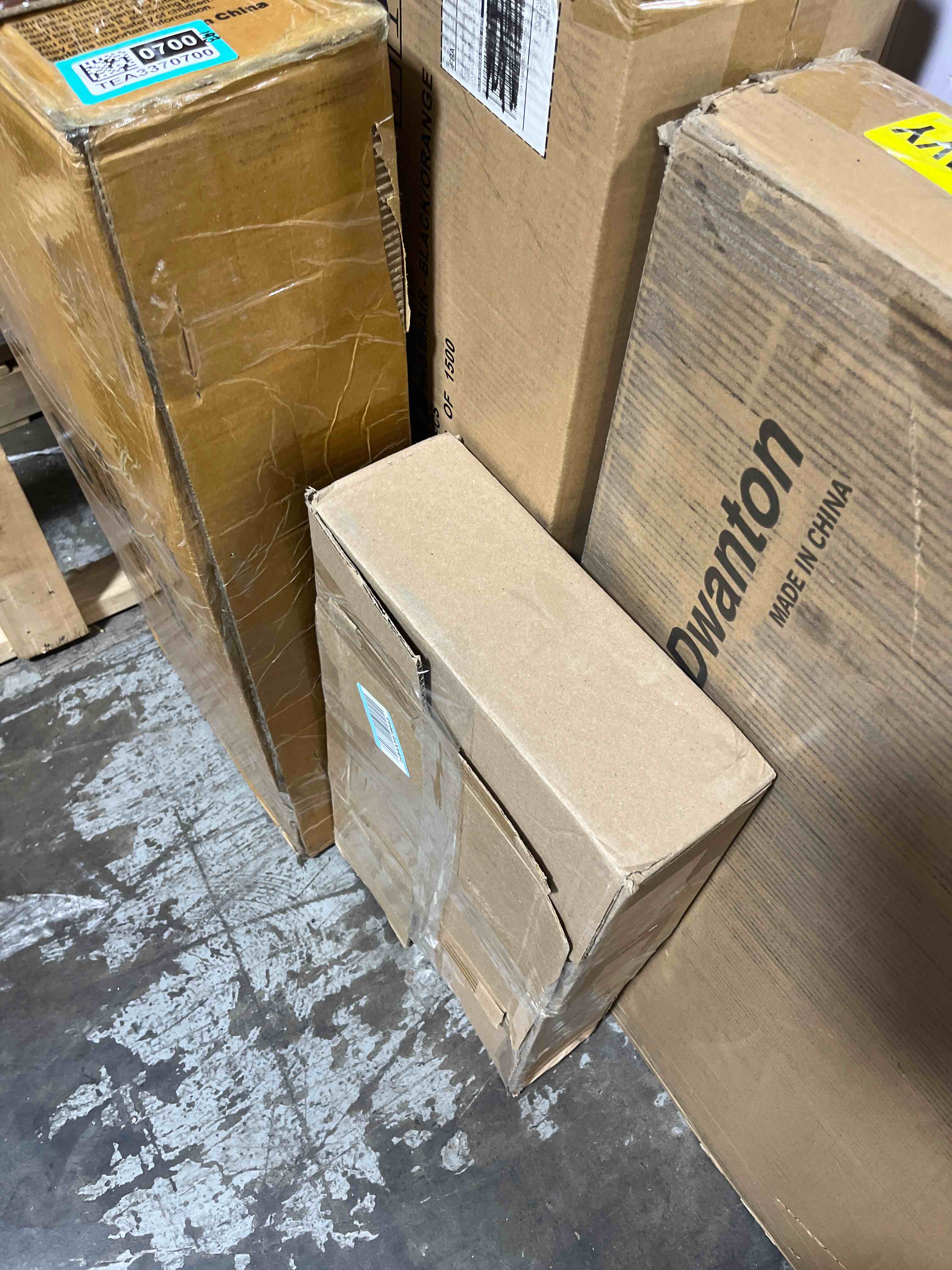 https://s3.amazonaws.com/lotting-images-prod/phillipi/TEA3370702_1753801480417.jpeg