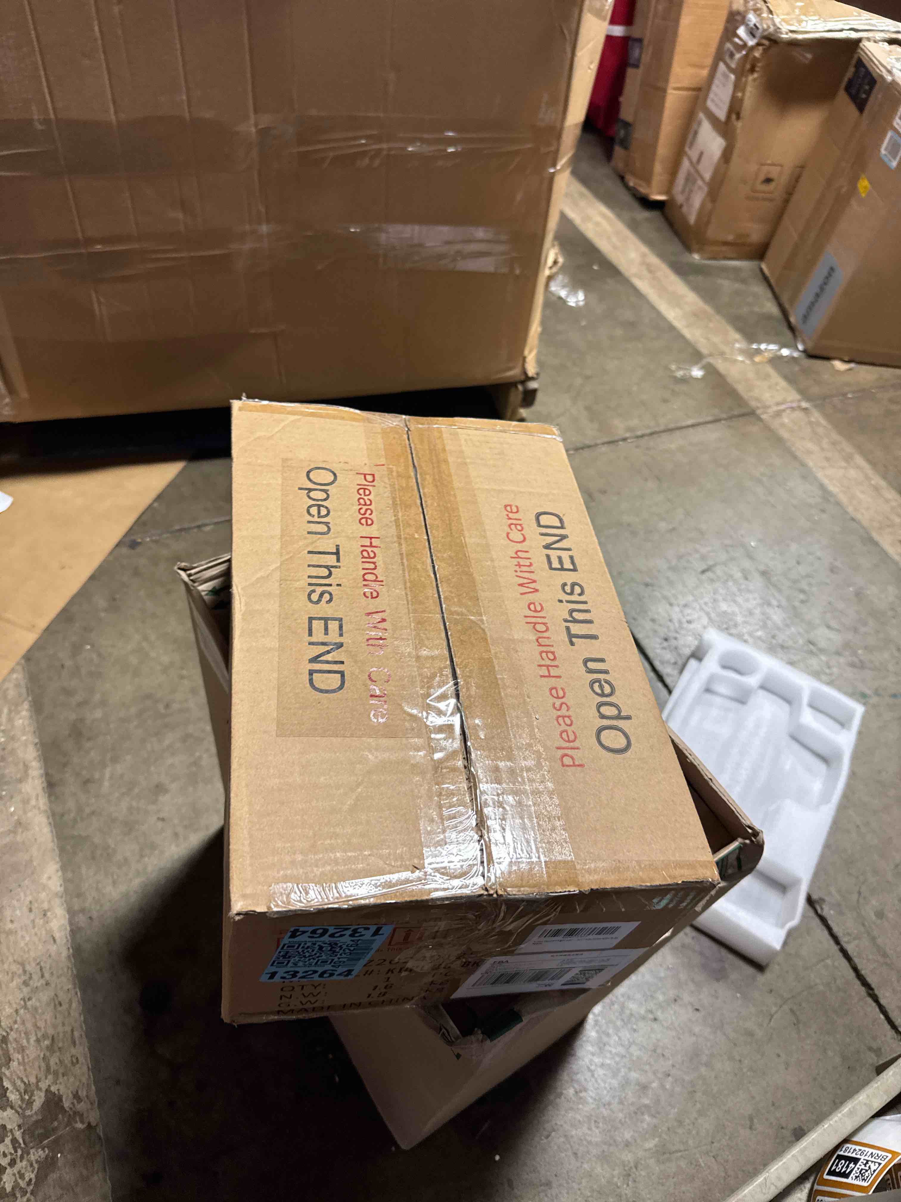 https://s3.amazonaws.com/lotting-images-prod/phillipi/TEA3370736_1753793685173.jpeg