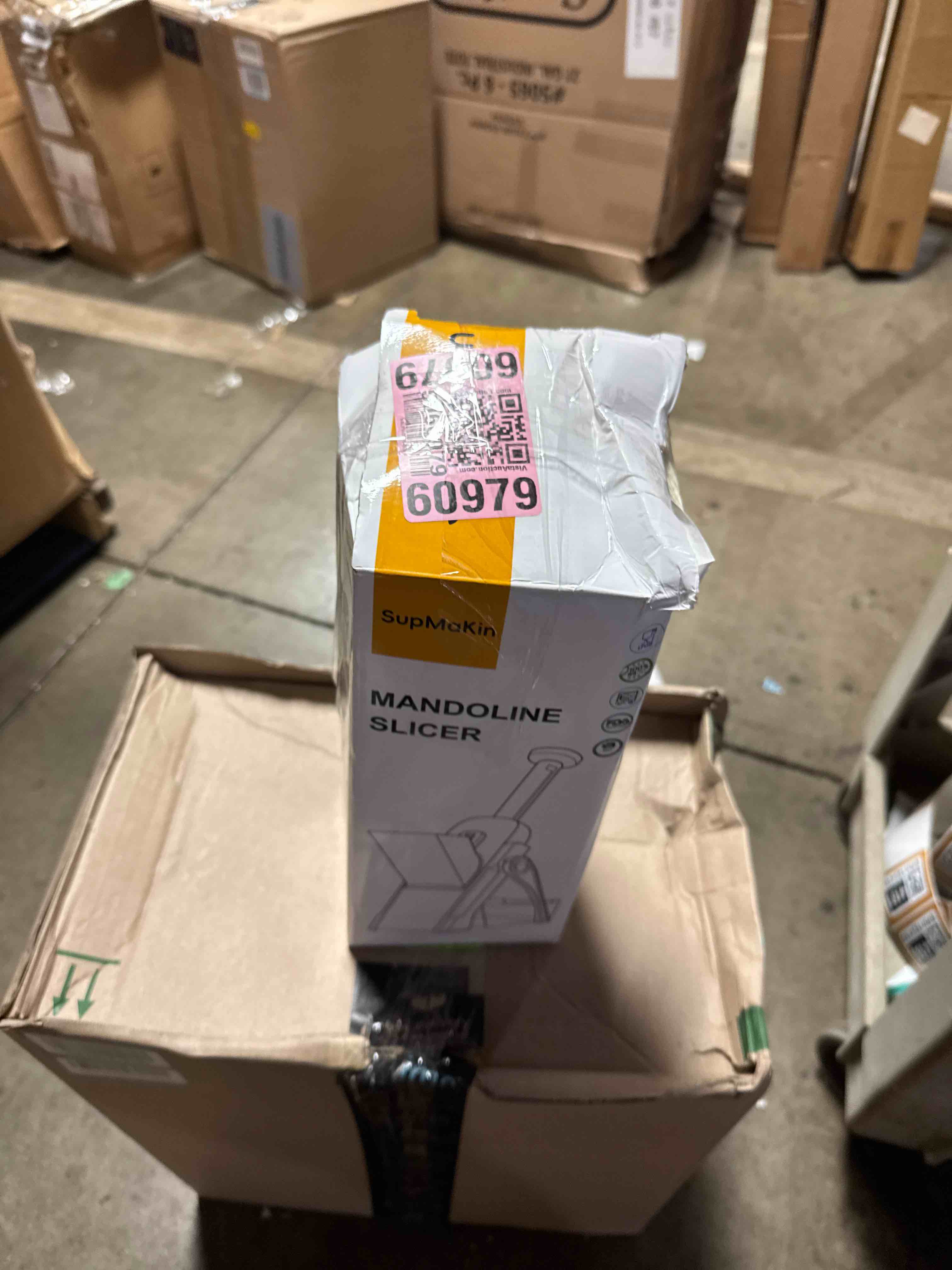 https://s3.amazonaws.com/lotting-images-prod/phillipi/TEA3370737_1753793816823.jpeg