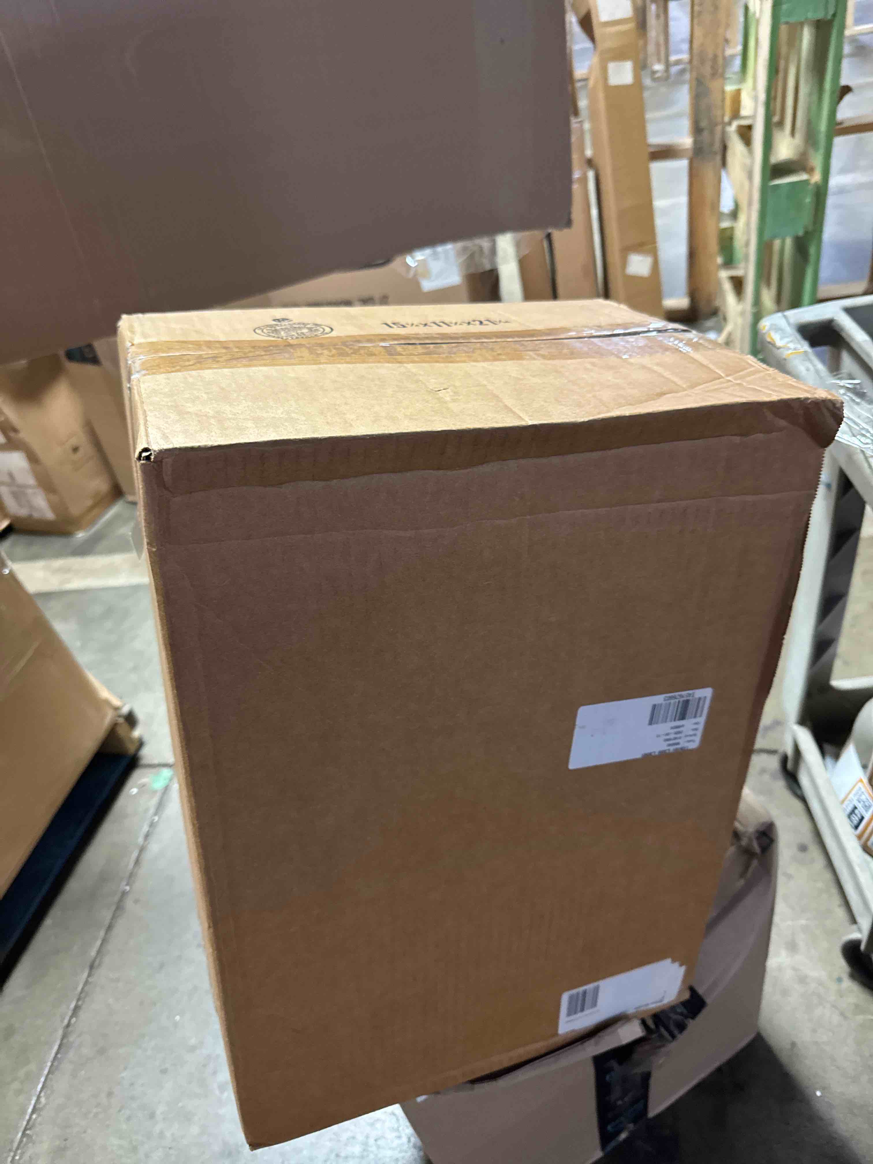 https://s3.amazonaws.com/lotting-images-prod/phillipi/TEA3370739_1753794171517.jpeg
