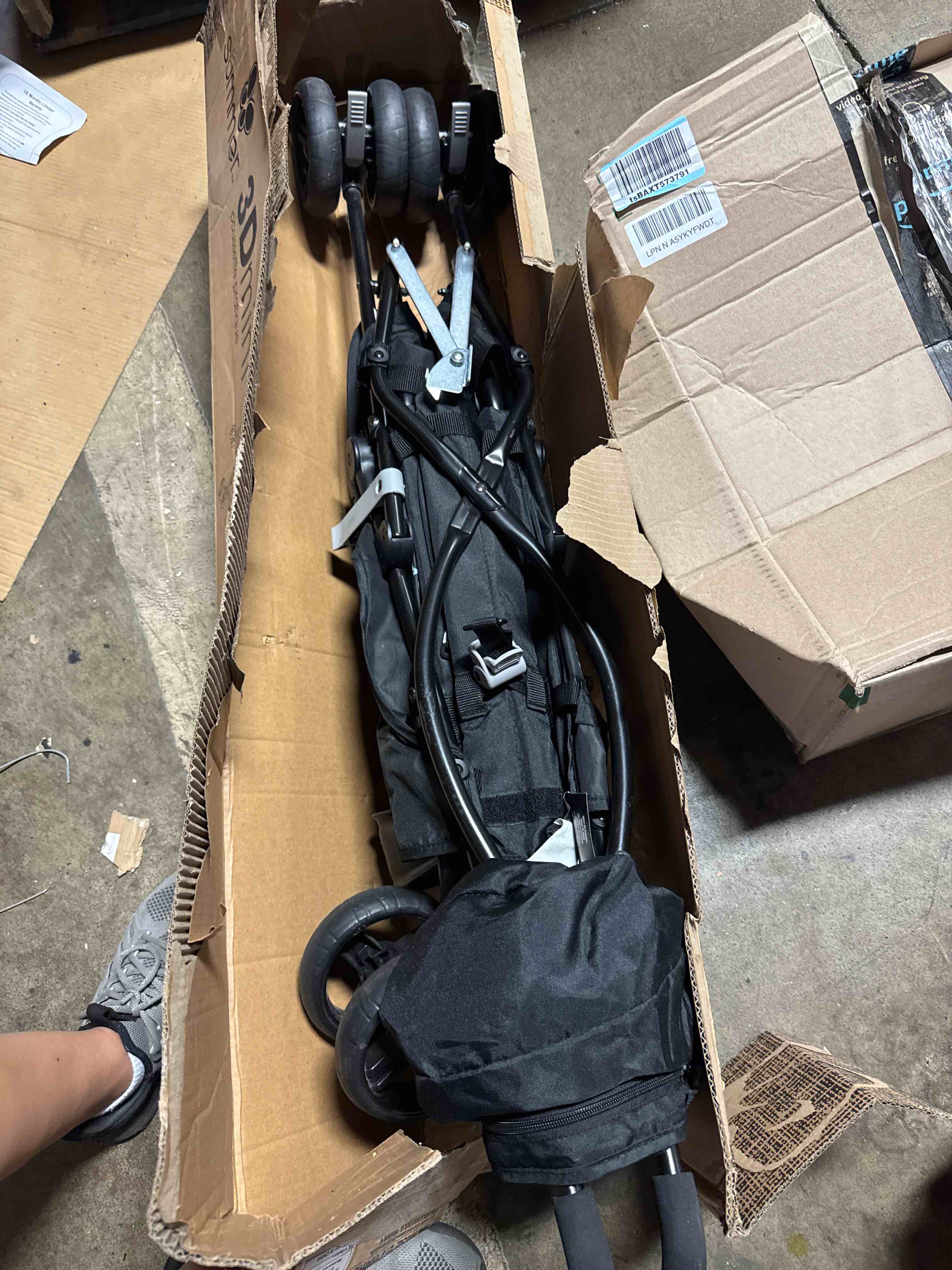 https://s3.amazonaws.com/lotting-images-prod/phillipi/TEA3370748_1753795995991.jpeg