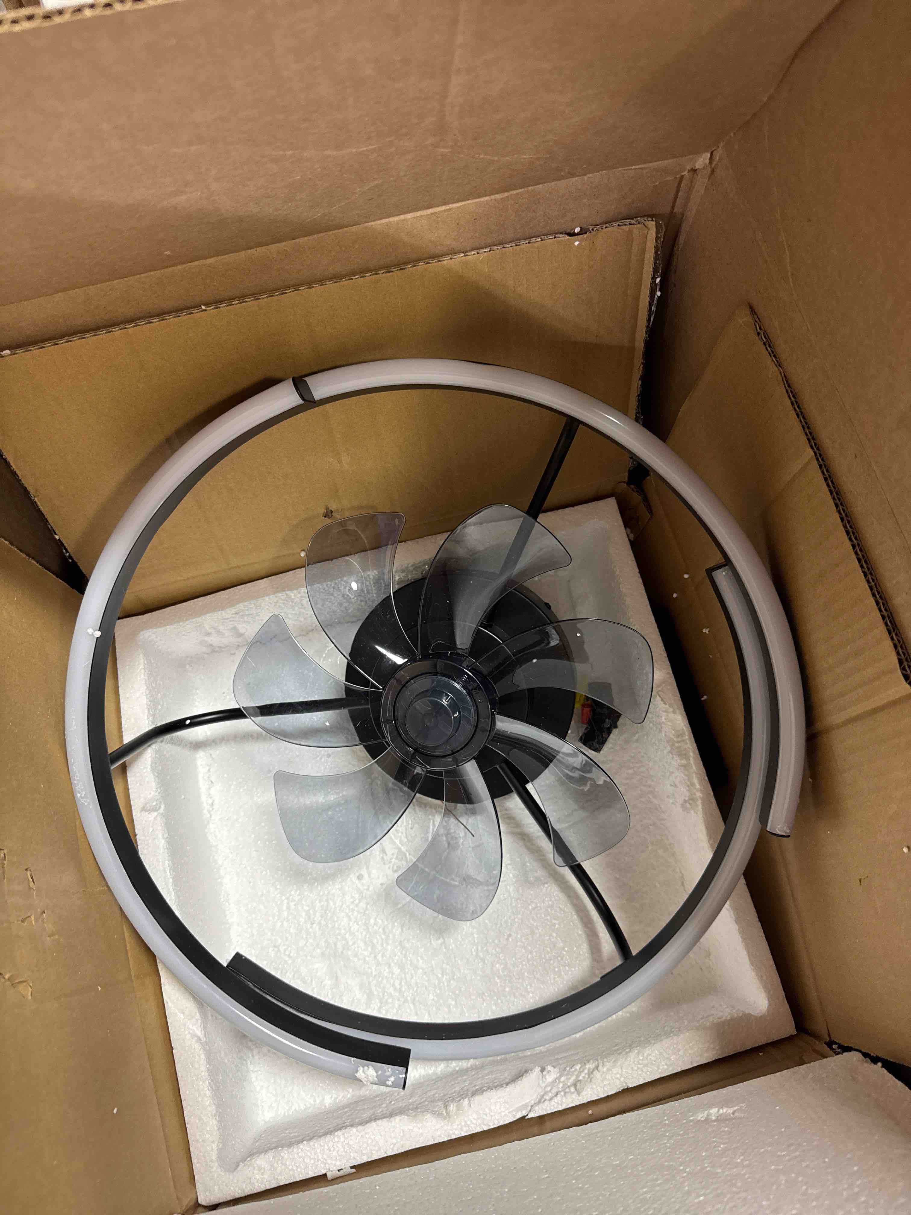 https://s3.amazonaws.com/lotting-images-prod/phillipi/TEA3370773_1753801203318.jpeg