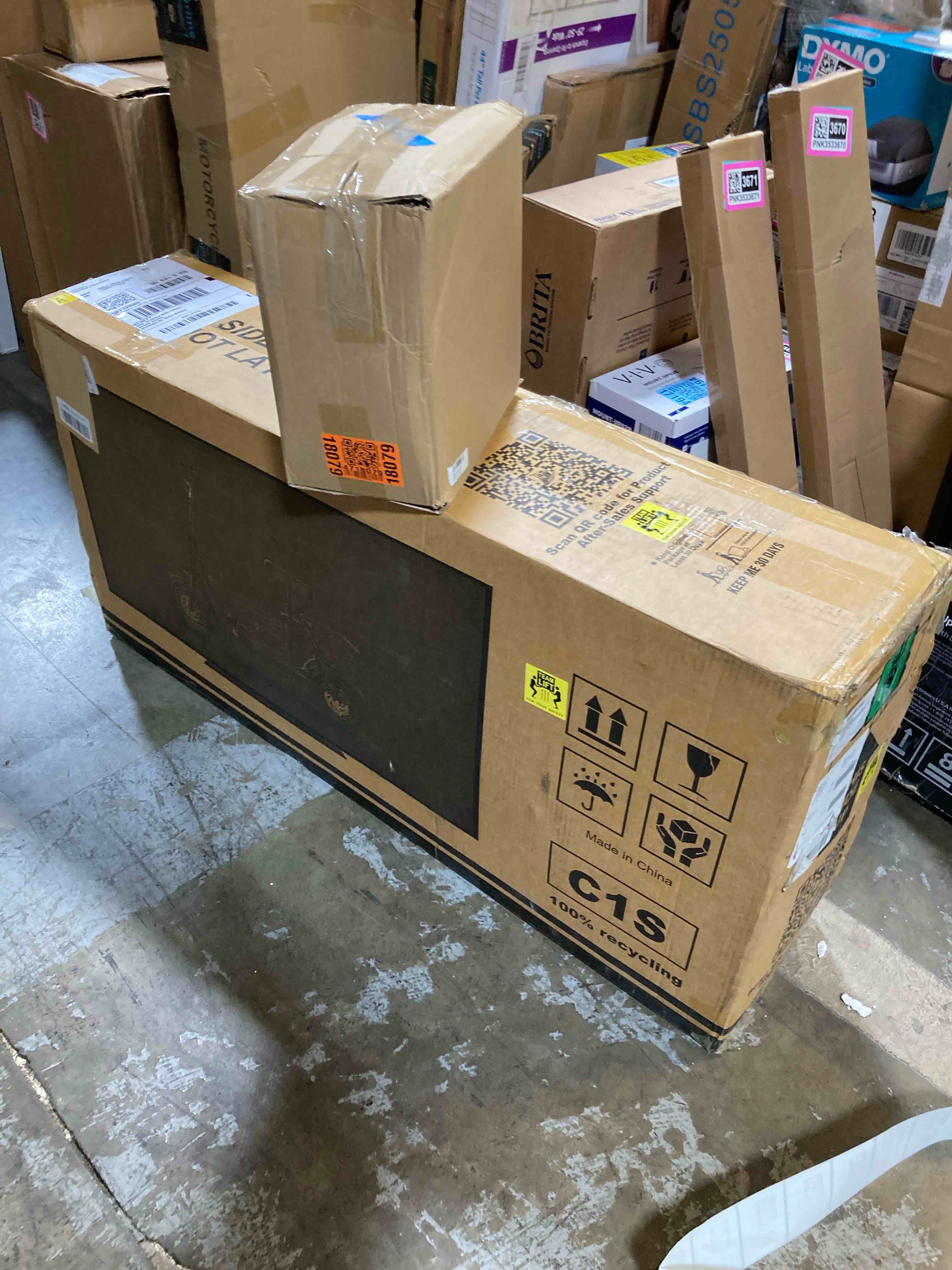 https://s3.amazonaws.com/lotting-images-prod/phillipi/TEA3370791_1753815261517.jpeg
