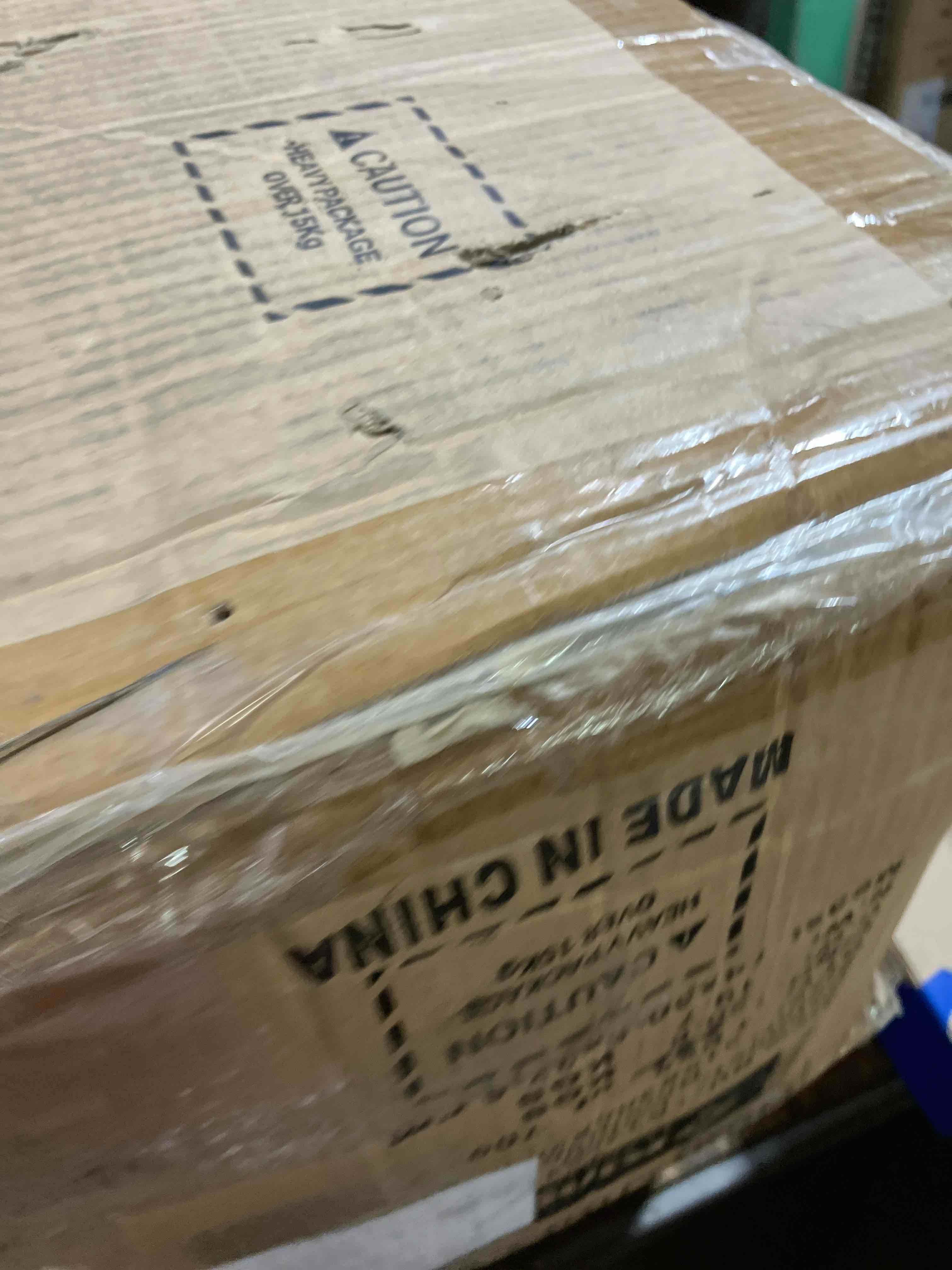 https://s3.amazonaws.com/lotting-images-prod/phillipi/TEA3370889_1753884481272.jpeg