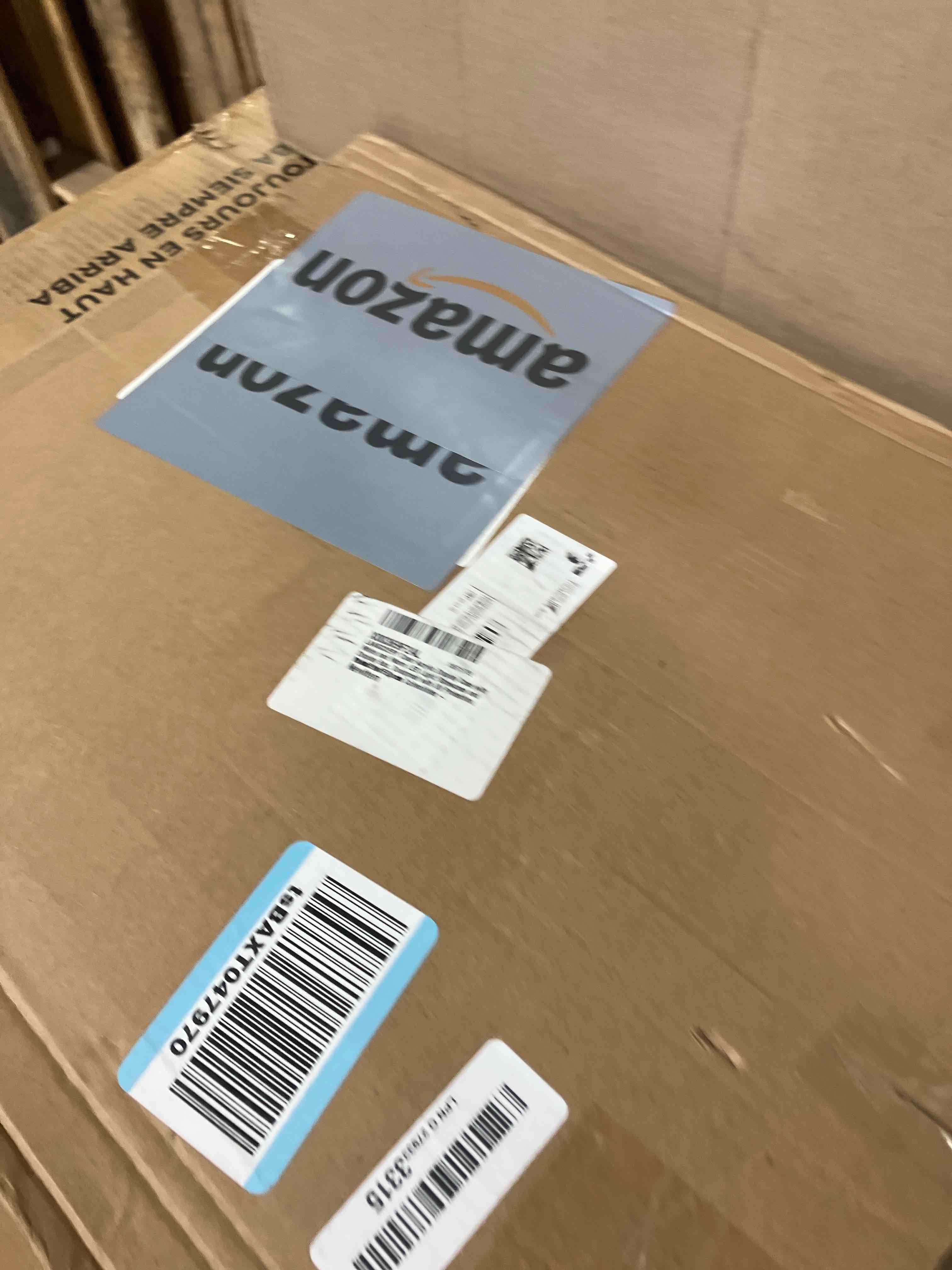 https://s3.amazonaws.com/lotting-images-prod/phillipi/TEA3370904_1753881153992.jpeg