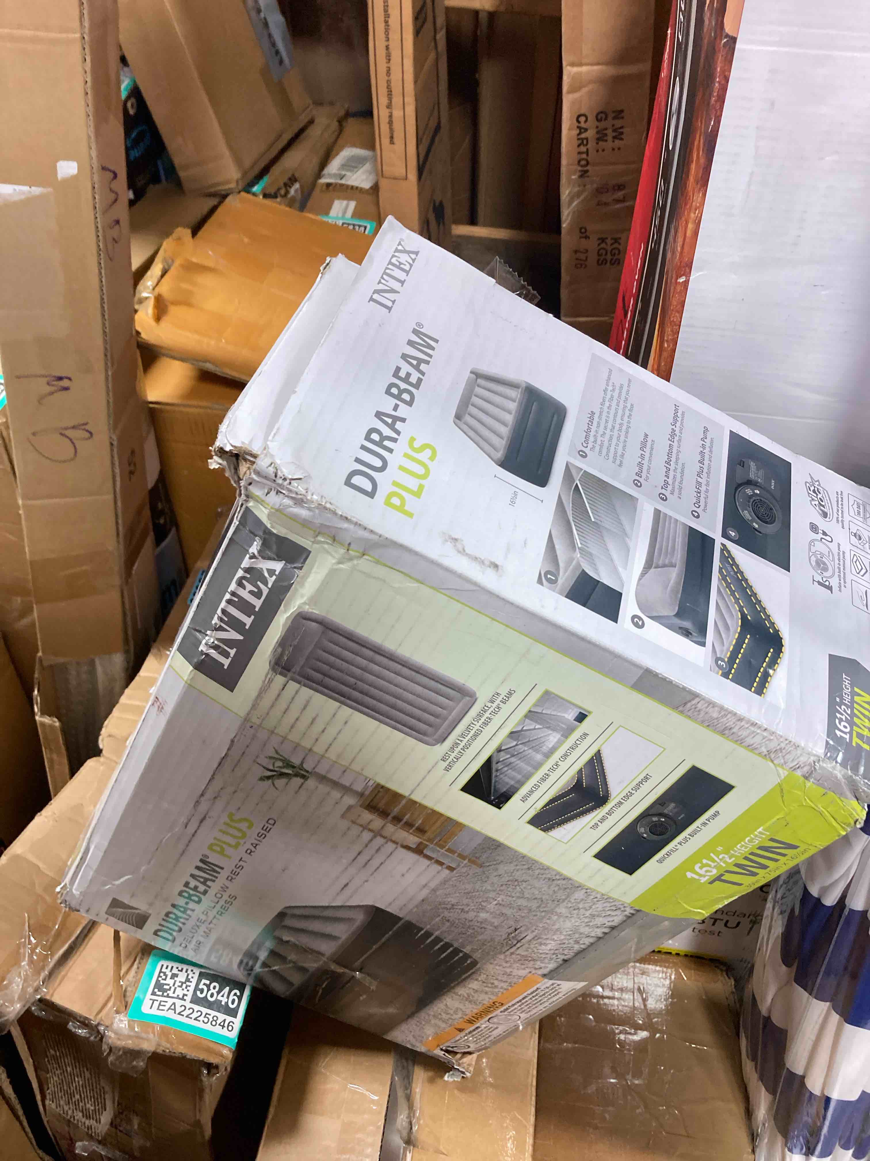 https://s3.amazonaws.com/lotting-images-prod/phillipi/TEA3370918_1754063220593.jpeg