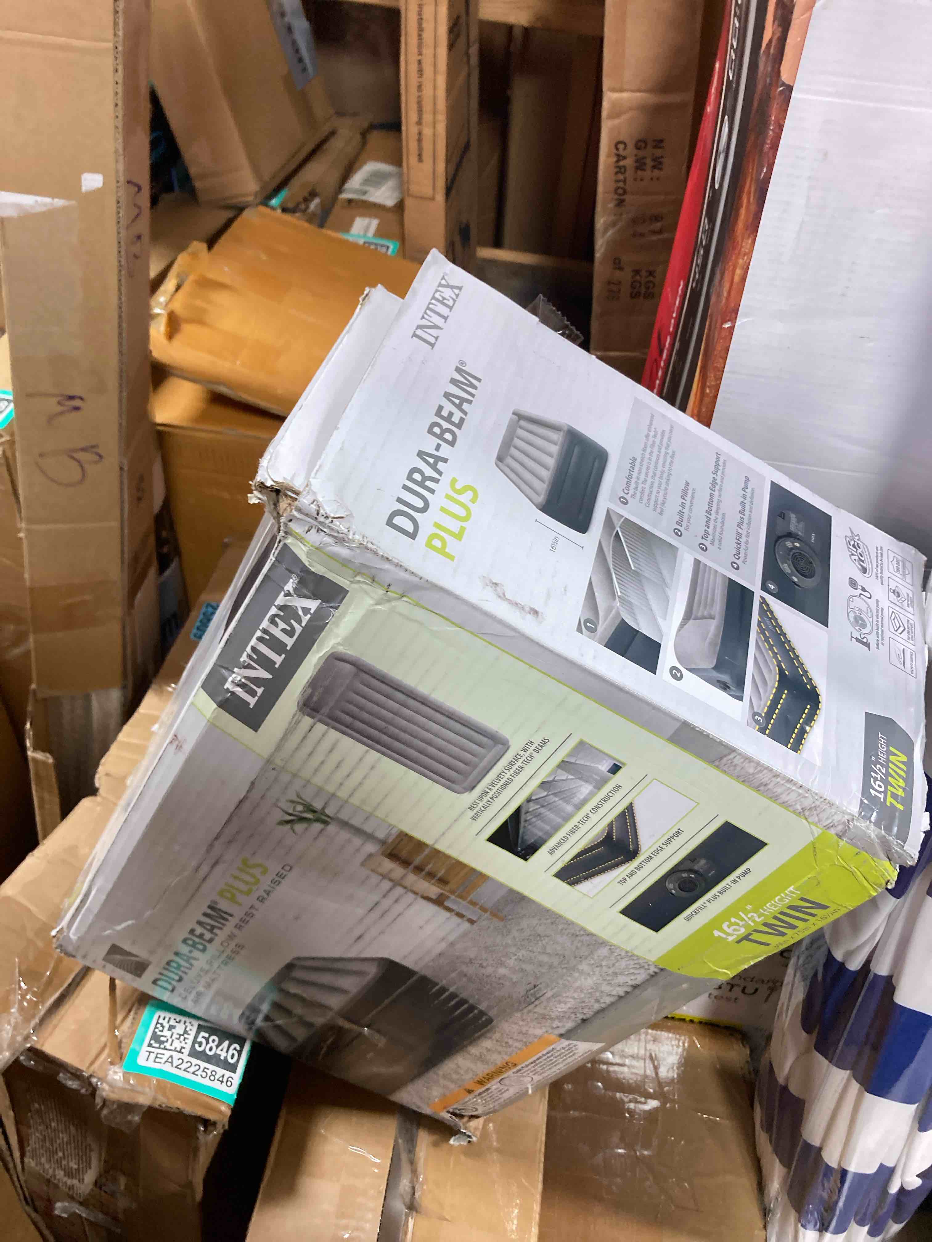 https://s3.amazonaws.com/lotting-images-prod/phillipi/TEA3370918_1754063221737.jpeg