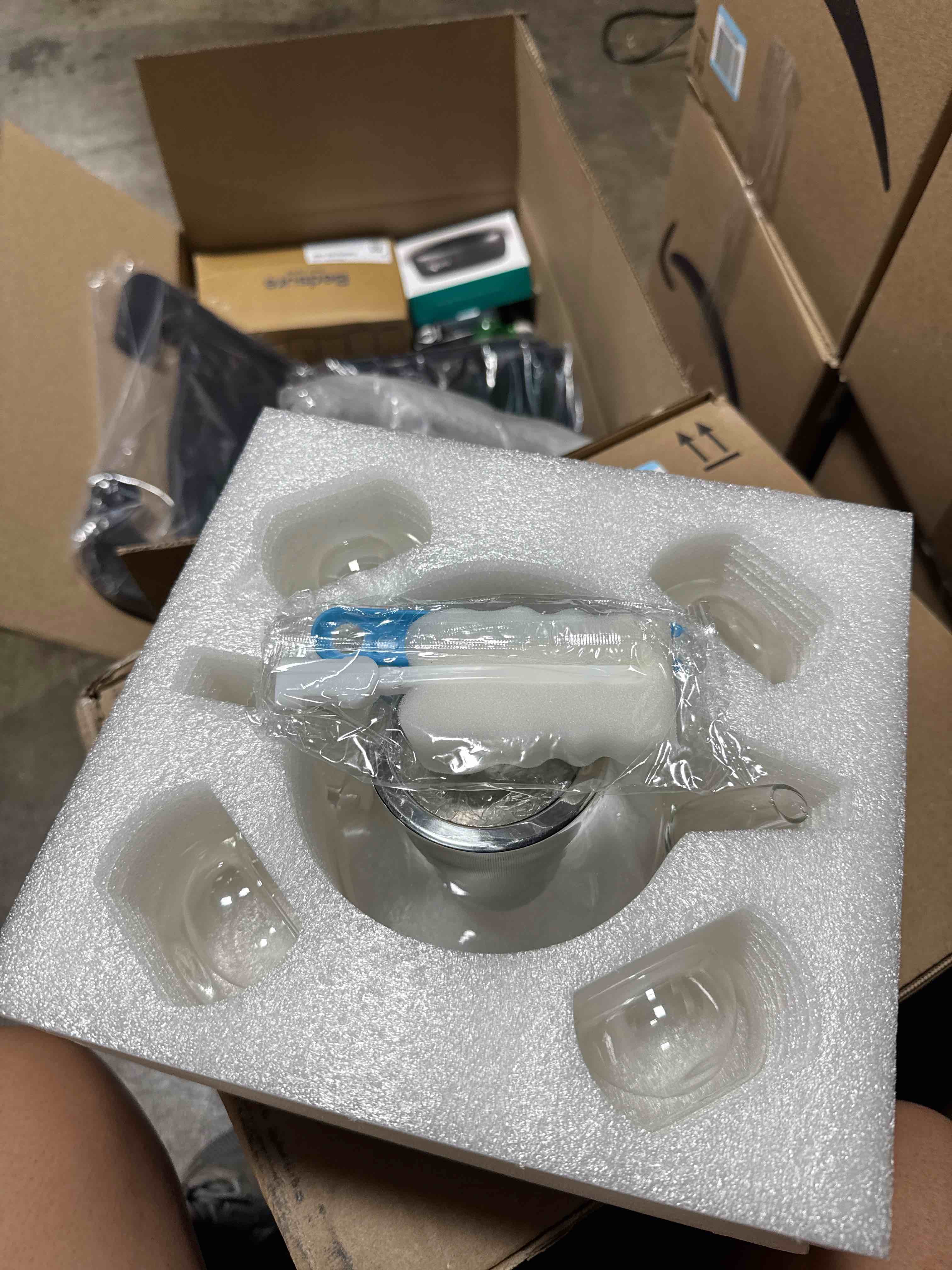 https://s3.amazonaws.com/lotting-images-prod/phillipi/TEA3370960_1754067836872.jpeg