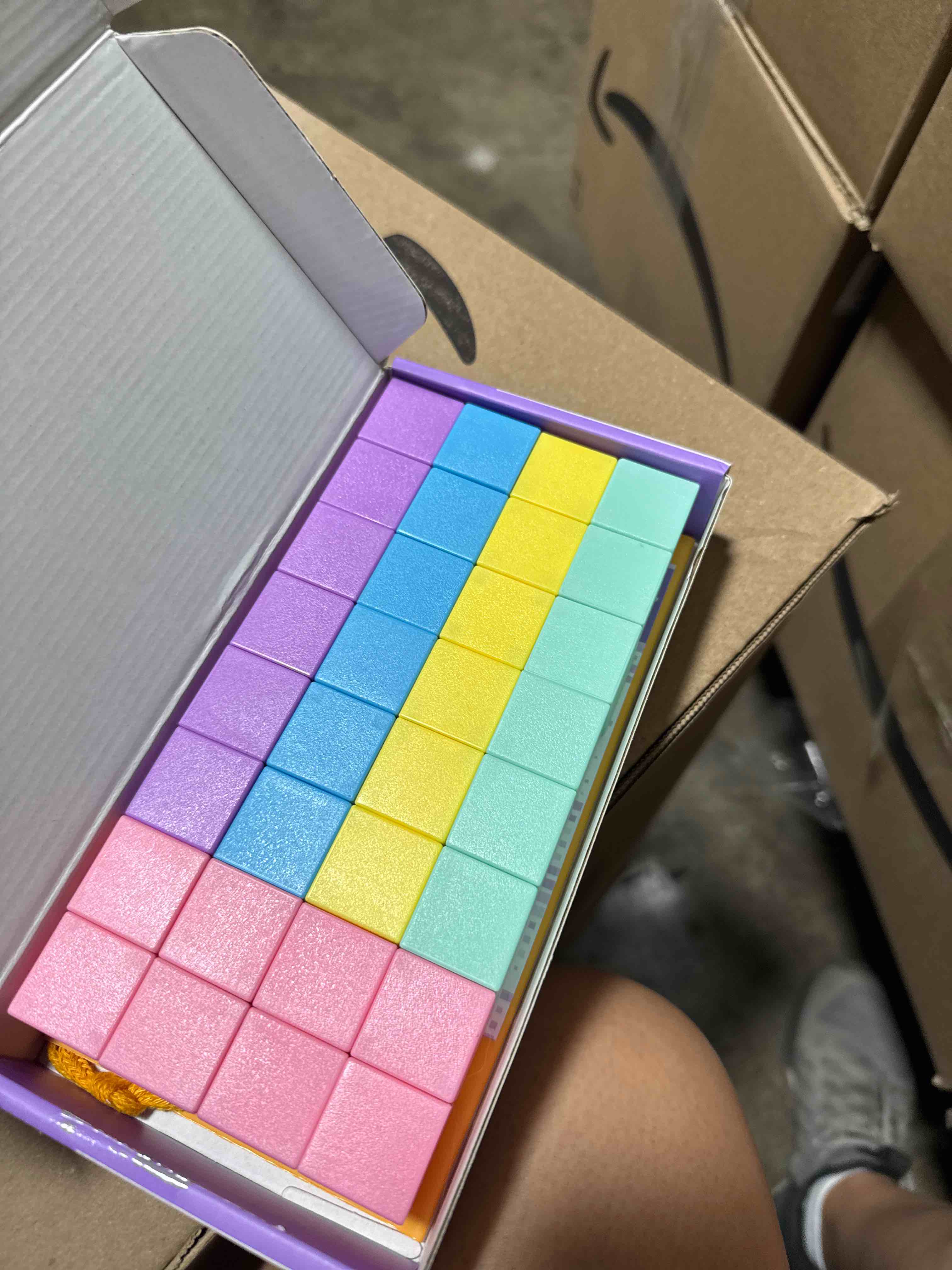 https://s3.amazonaws.com/lotting-images-prod/phillipi/TEA3370968_1754068807947.jpeg