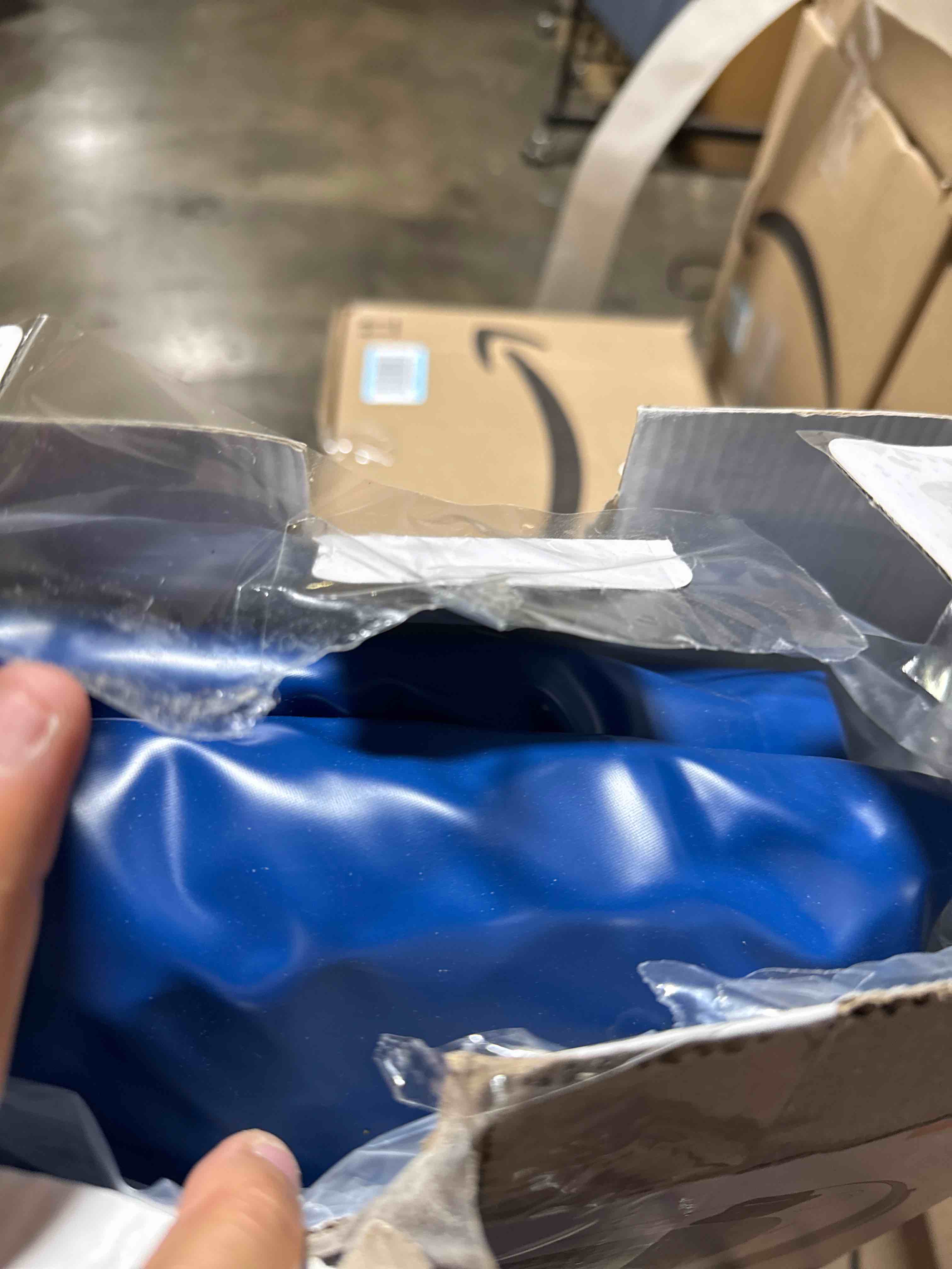 https://s3.amazonaws.com/lotting-images-prod/phillipi/TEA3370981_1754070384554.jpeg