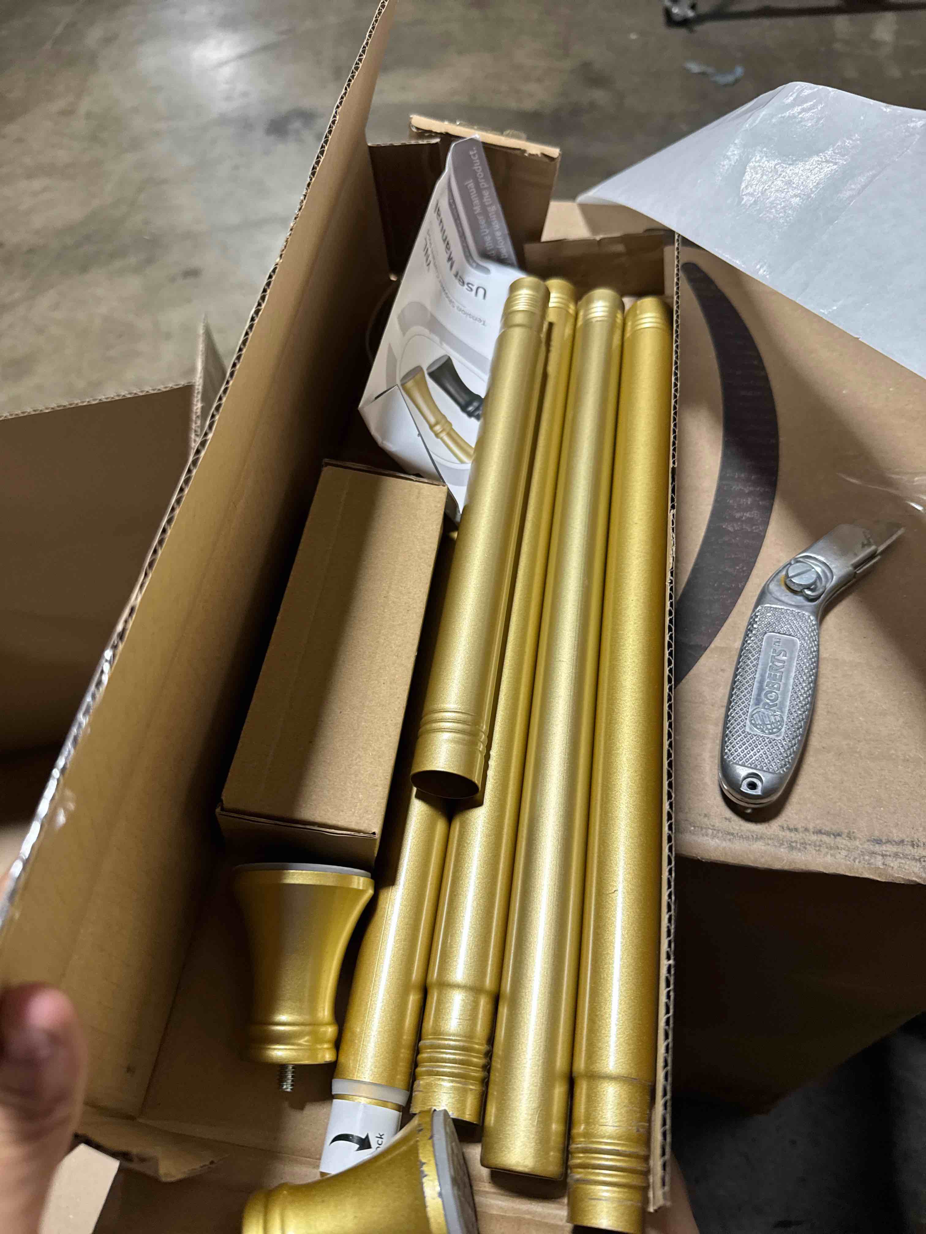 https://s3.amazonaws.com/lotting-images-prod/phillipi/TEA3370984_1754070758466.jpeg