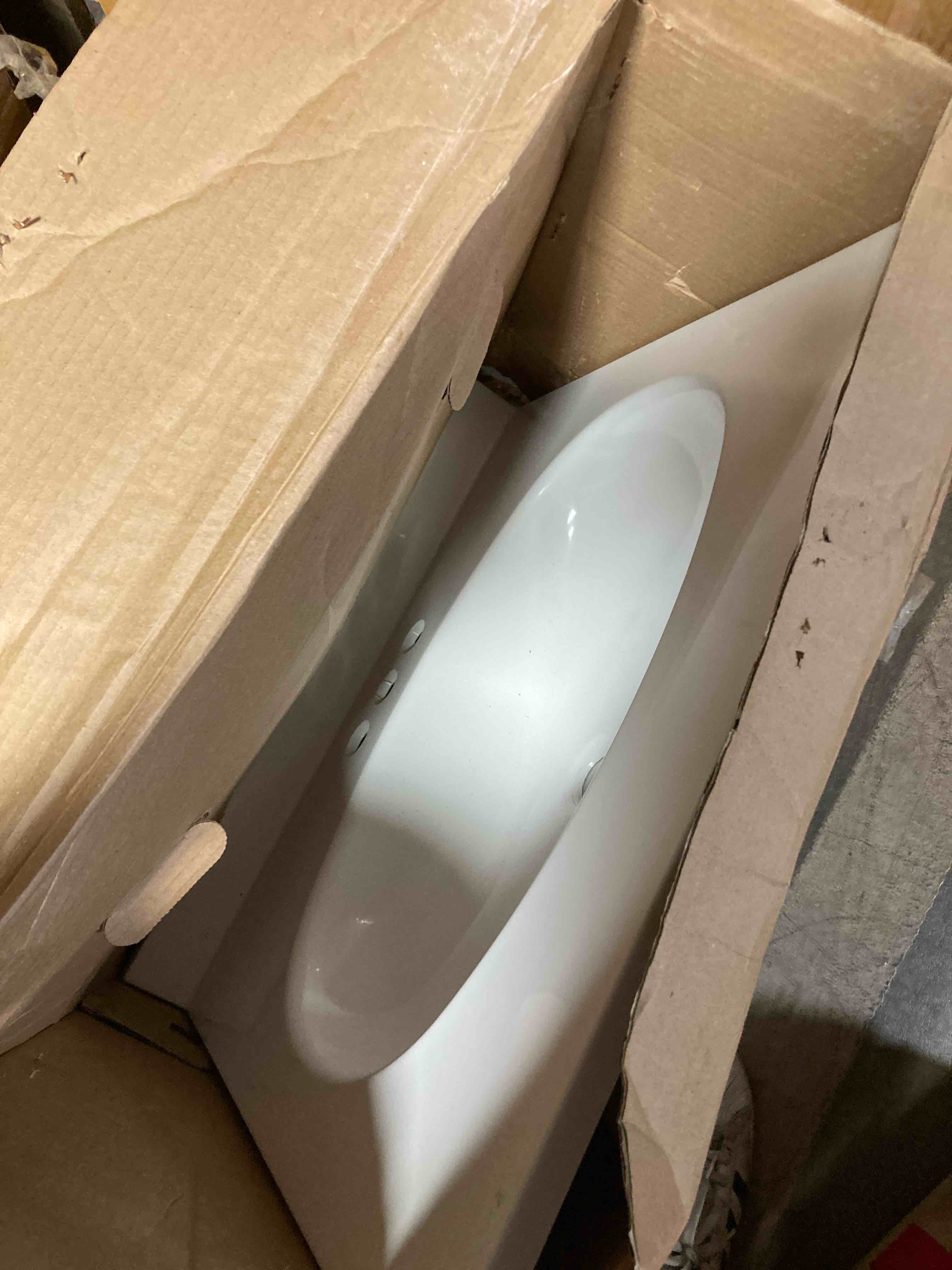 https://s3.amazonaws.com/lotting-images-prod/phillipi/TEA3371062_1754402782126.jpeg
