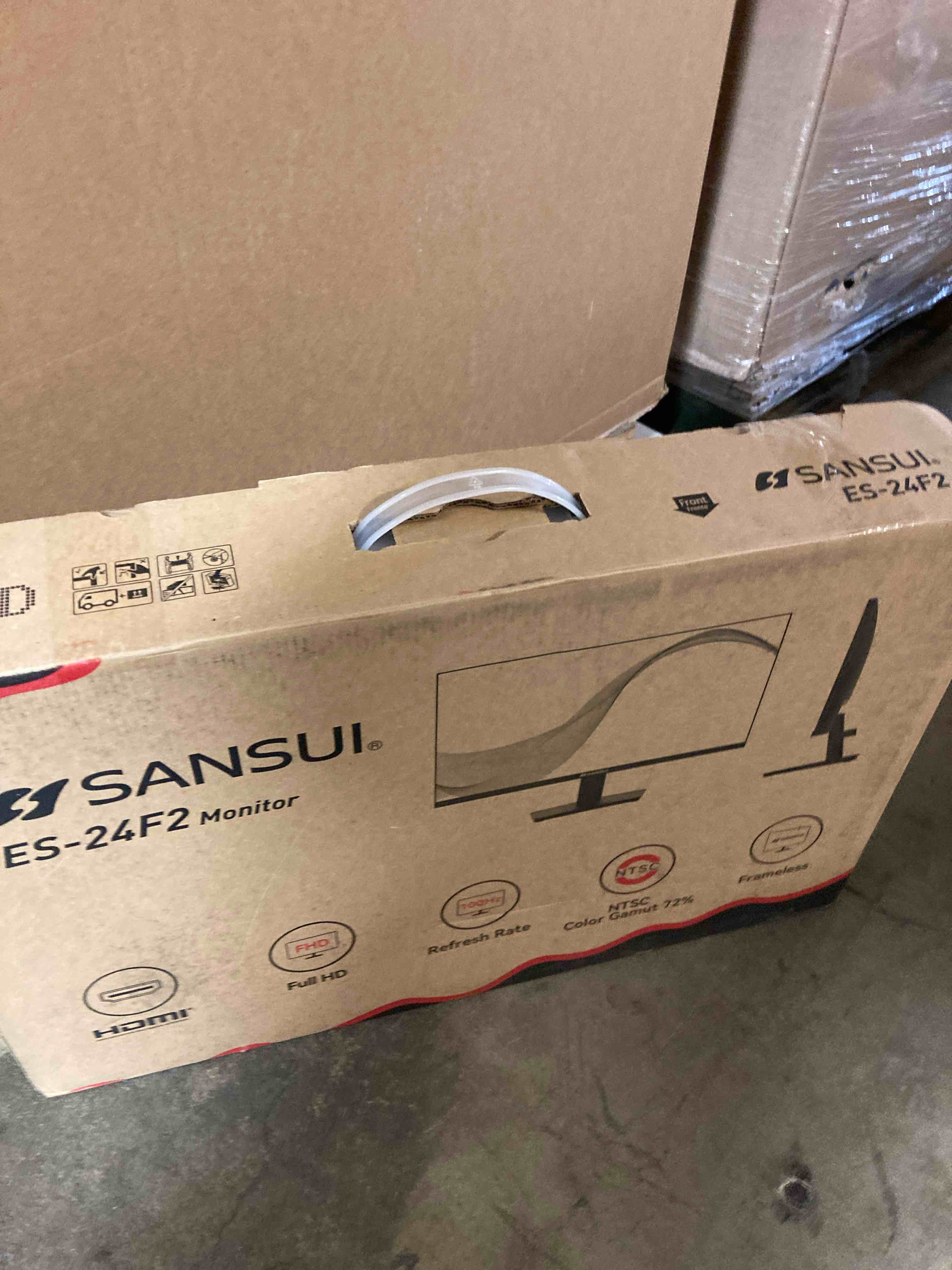 https://s3.amazonaws.com/lotting-images-prod/phillipi/TEA3371071_1754404451267.jpeg