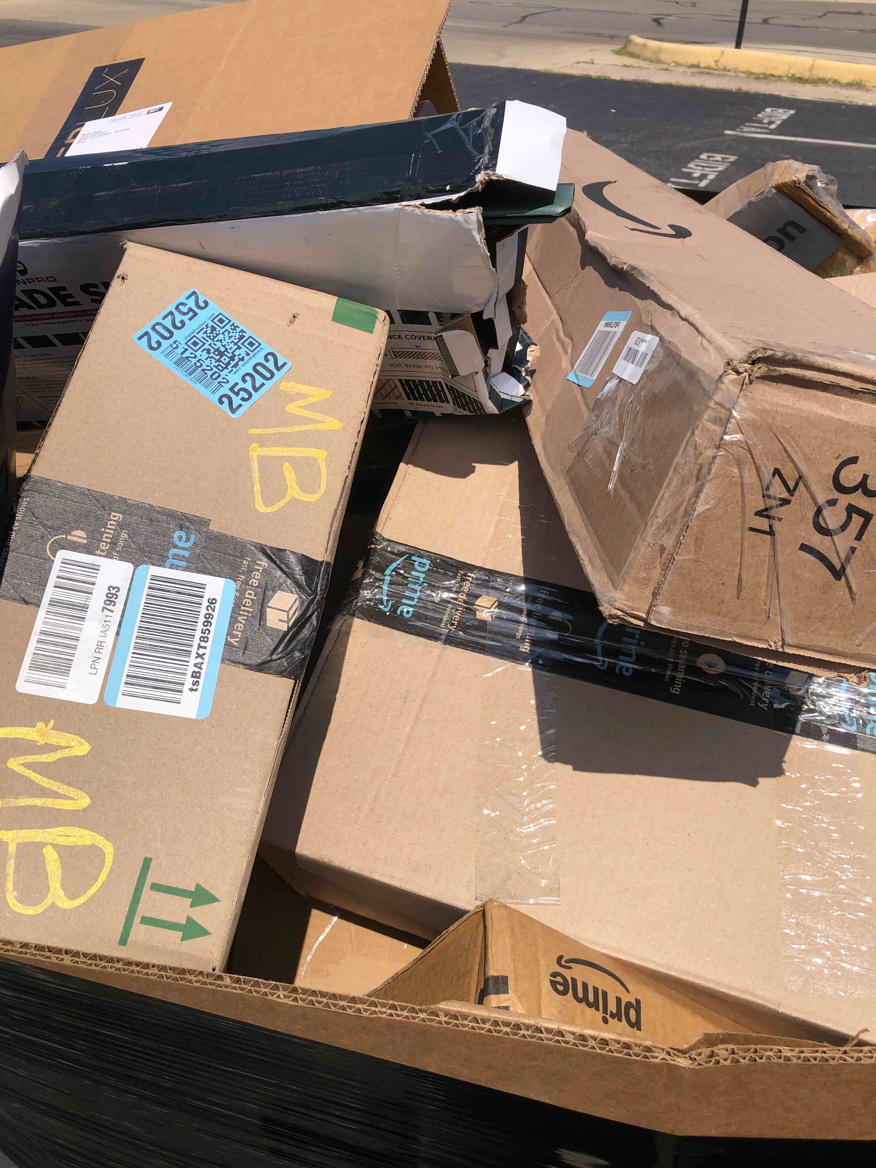 https://s3.amazonaws.com/lotting-images-prod/phillipi/TEA3371191_1754412578777.jpeg