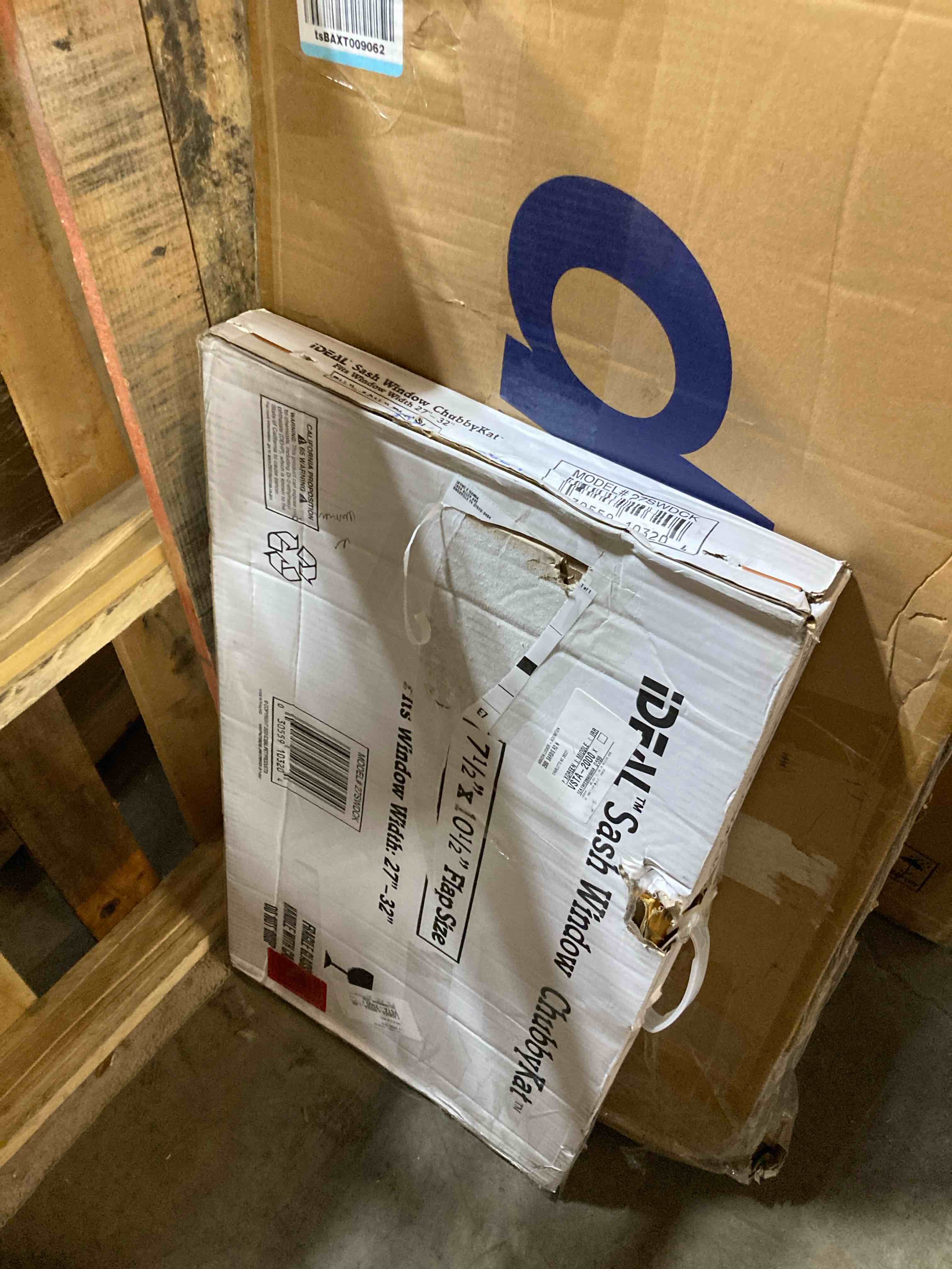 https://s3.amazonaws.com/lotting-images-prod/phillipi/TEA3371207_1754490884656.jpeg