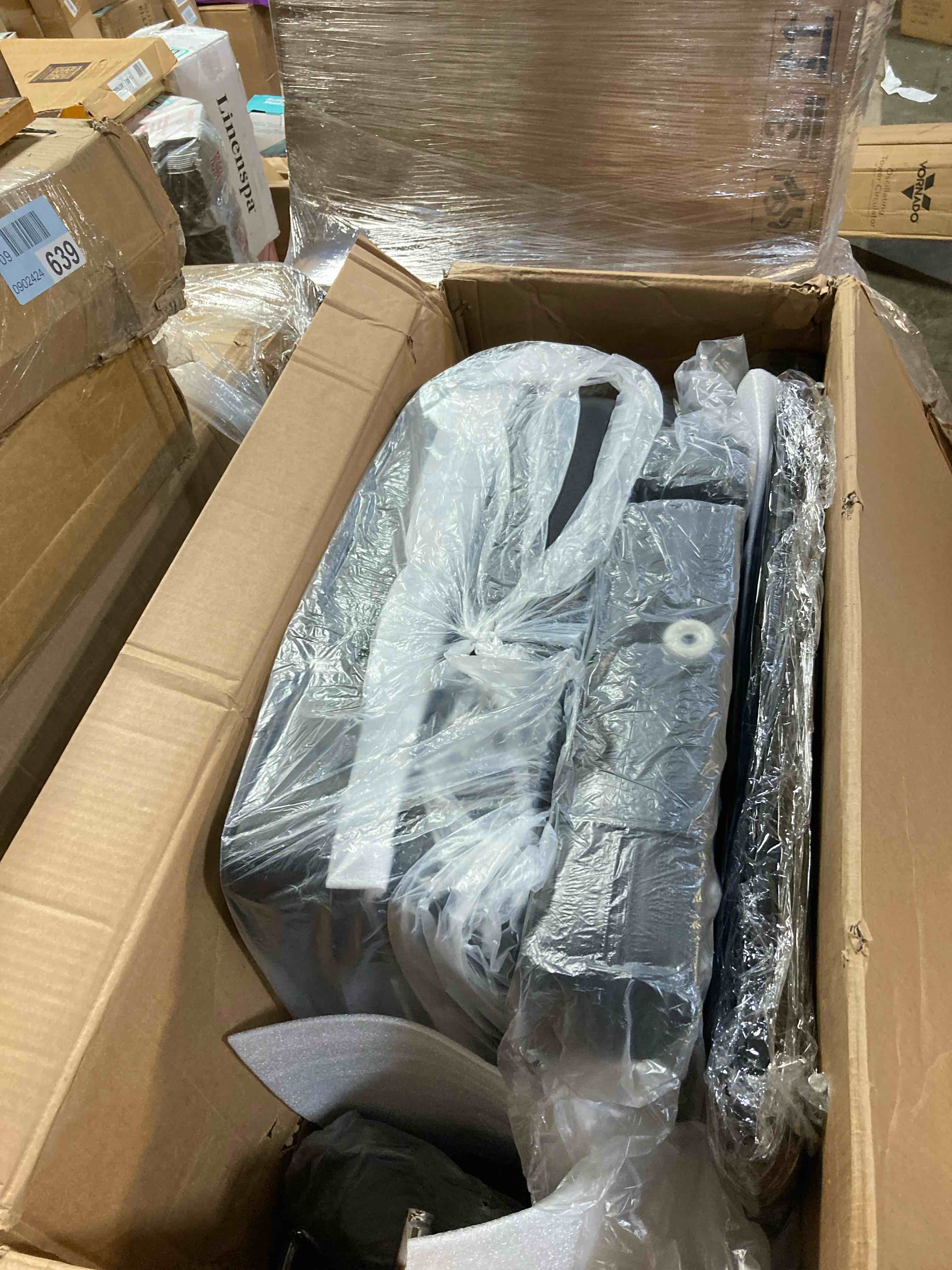 https://s3.amazonaws.com/lotting-images-prod/phillipi/TEA3371217_1754493018620.jpeg