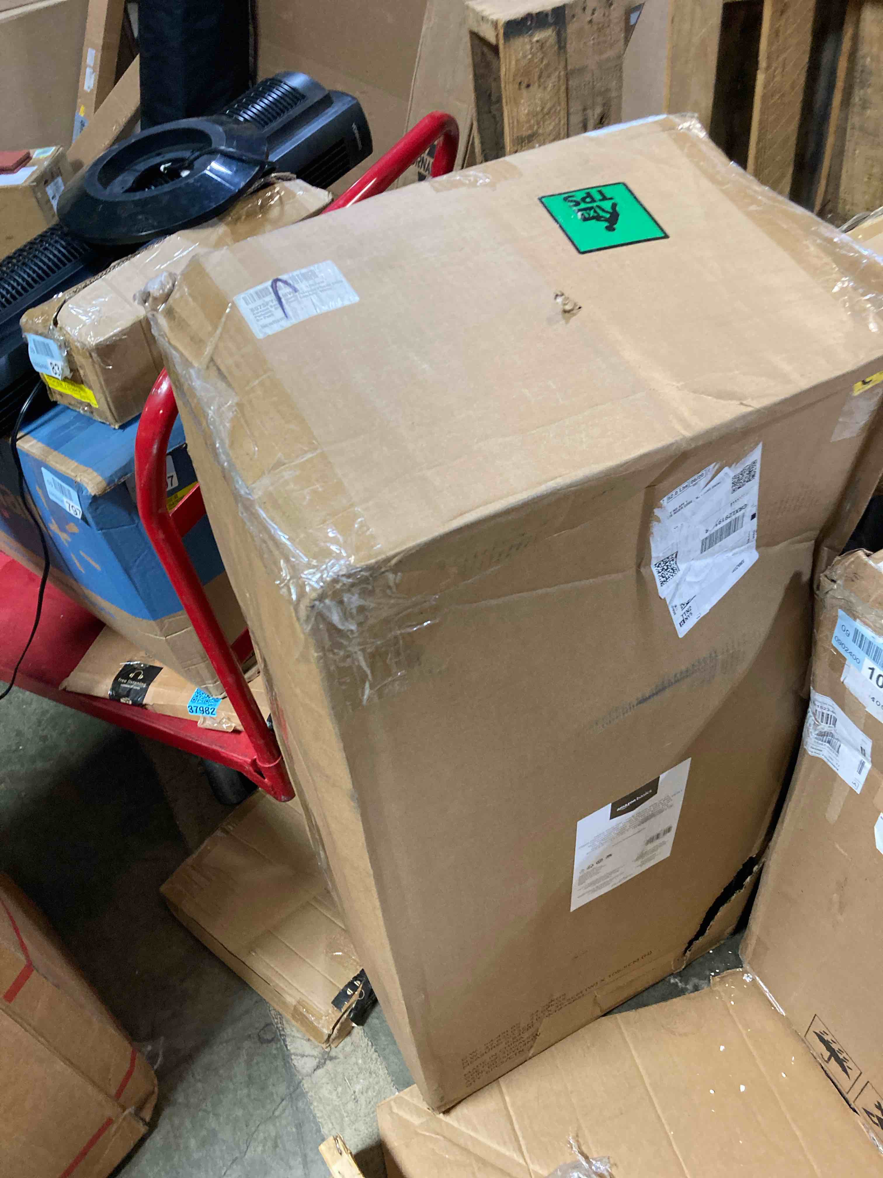https://s3.amazonaws.com/lotting-images-prod/phillipi/TEA3371231_1754498315578.jpeg
