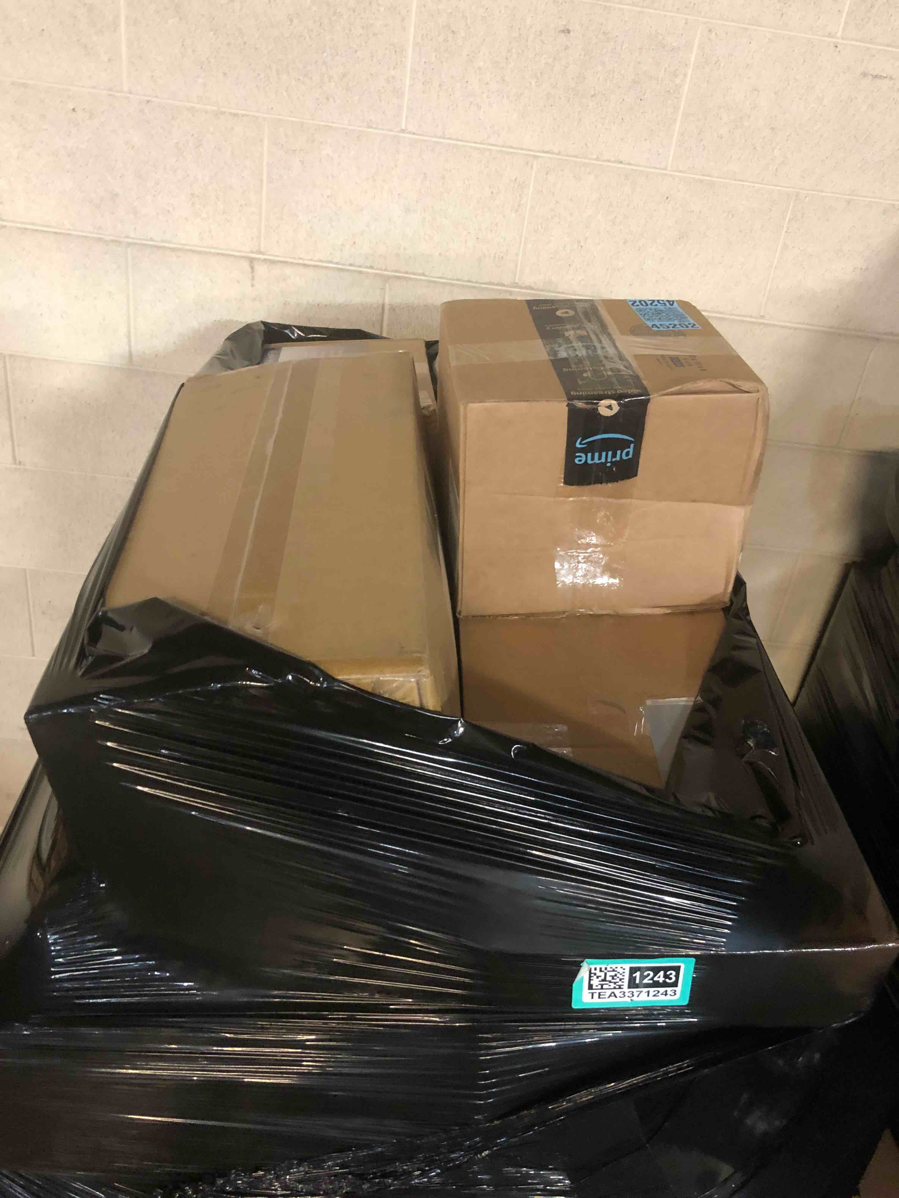 https://s3.amazonaws.com/lotting-images-prod/phillipi/TEA3371243_1755628486871.jpeg