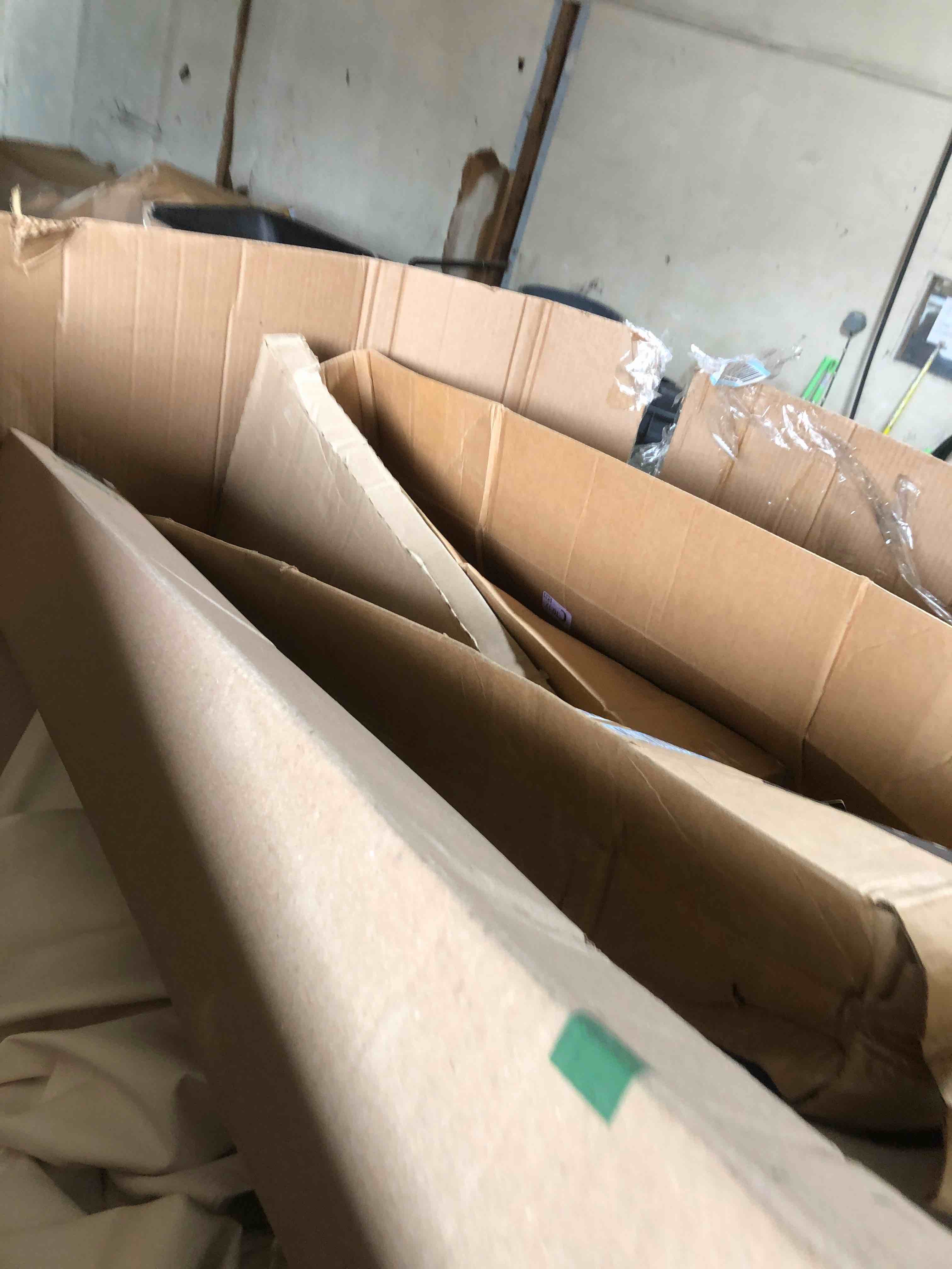 https://s3.amazonaws.com/lotting-images-prod/phillipi/TEA3371245_1755712608815.jpeg
